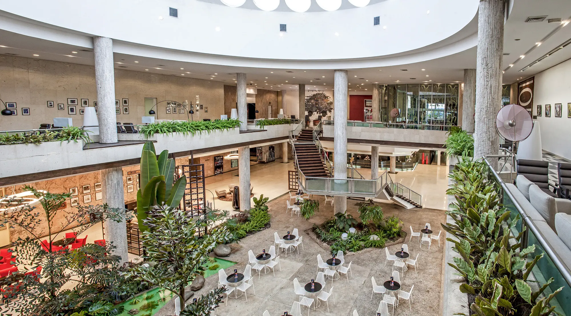 Tryp Habana Libre, Lobby