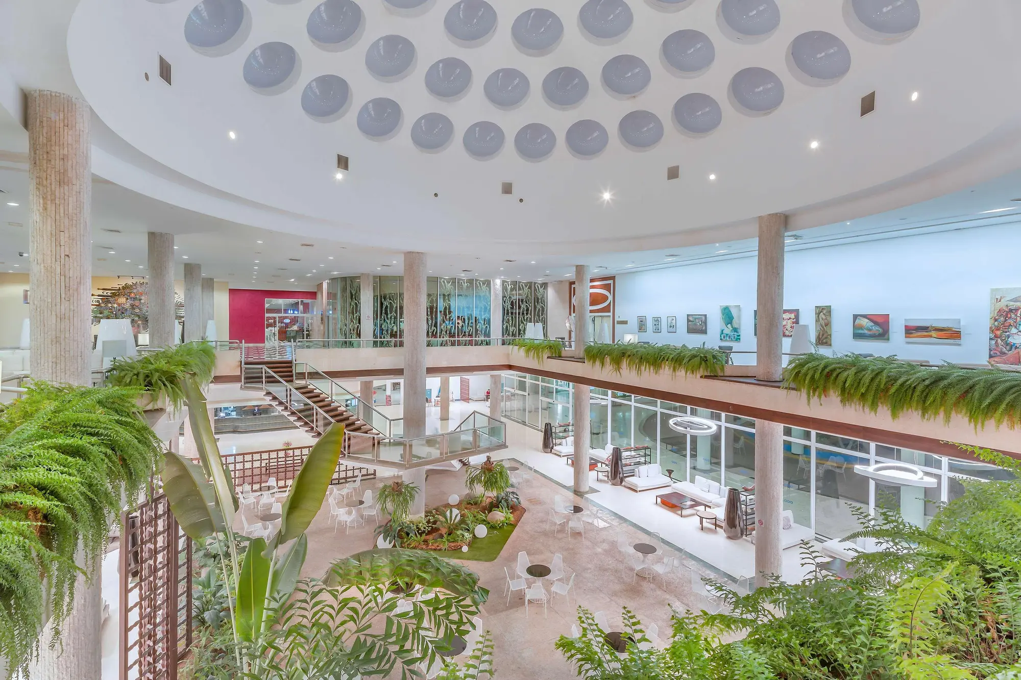 Tryp Habana Libre, Lobby