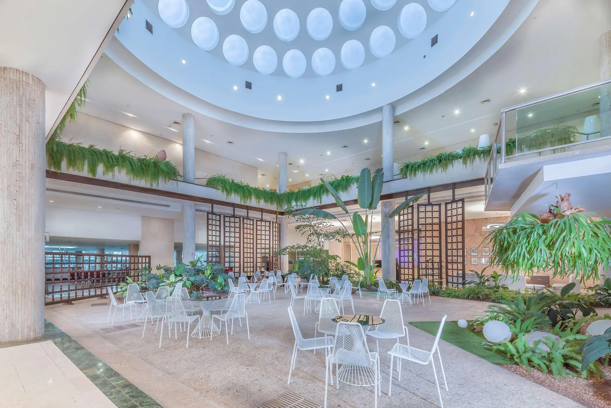 Tryp Habana Libre, Lobby