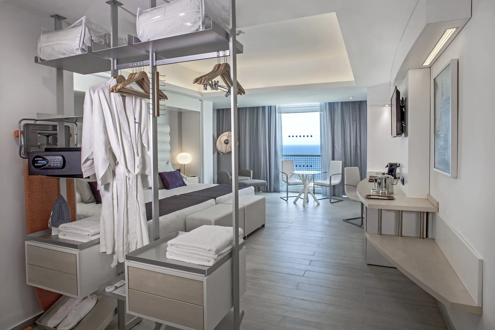 Tryp Habana Libre, Room