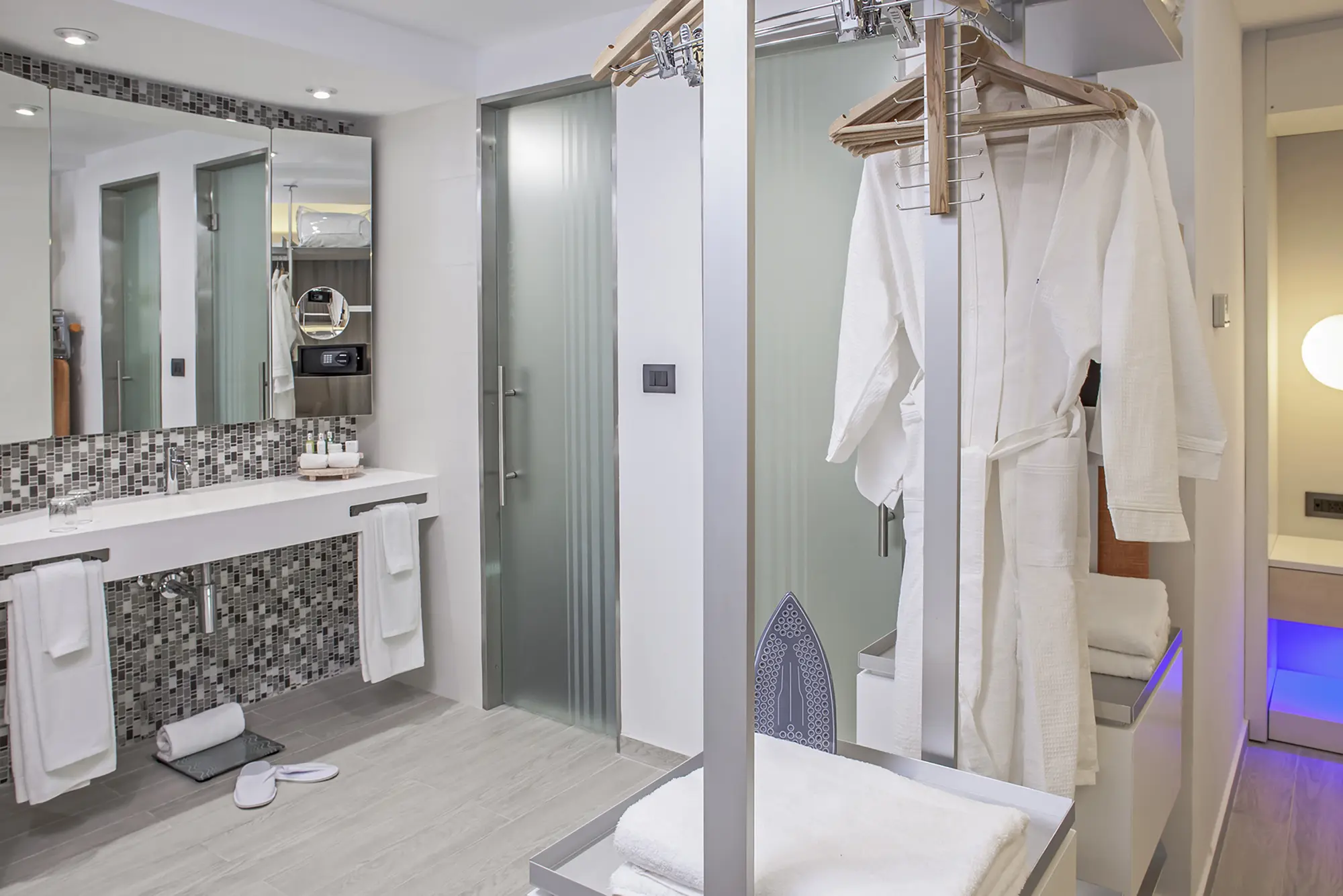 Tryp Habana Libre, Room