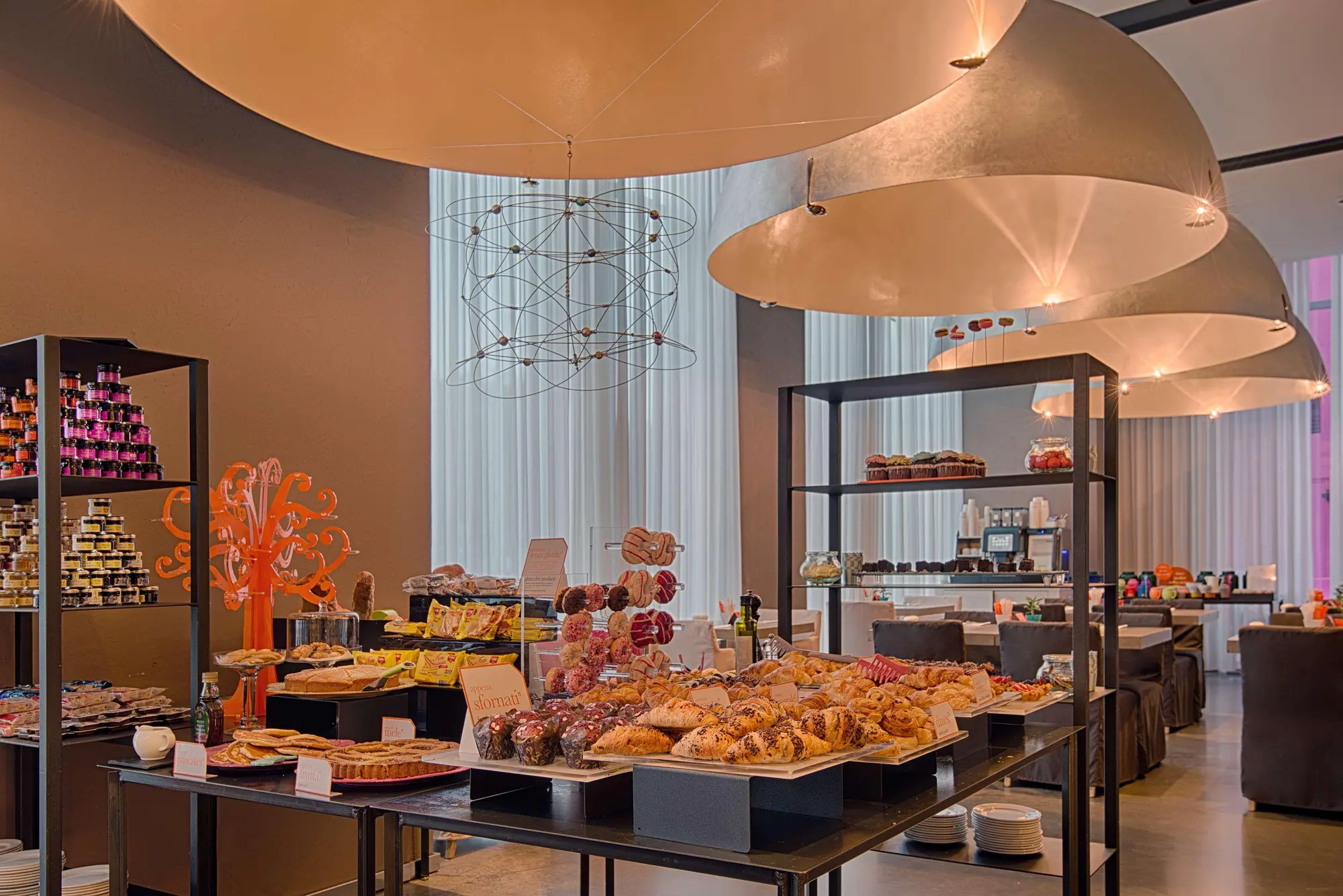 nhow Milano, Restaurant
