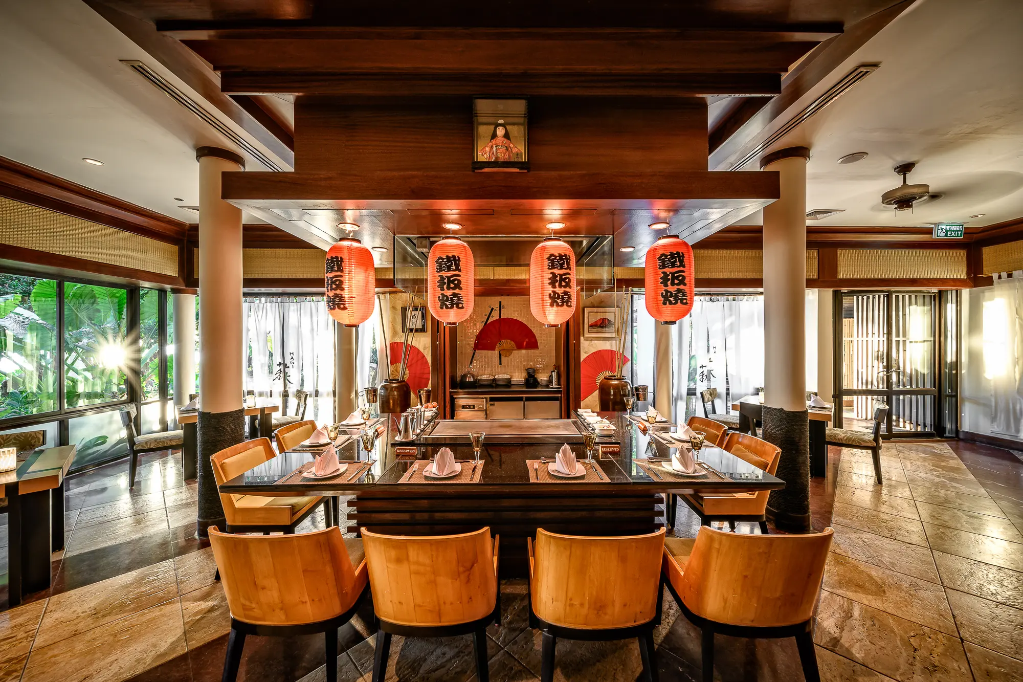 Centara Grand Beach Resort and Villas Krabi, Restaurant