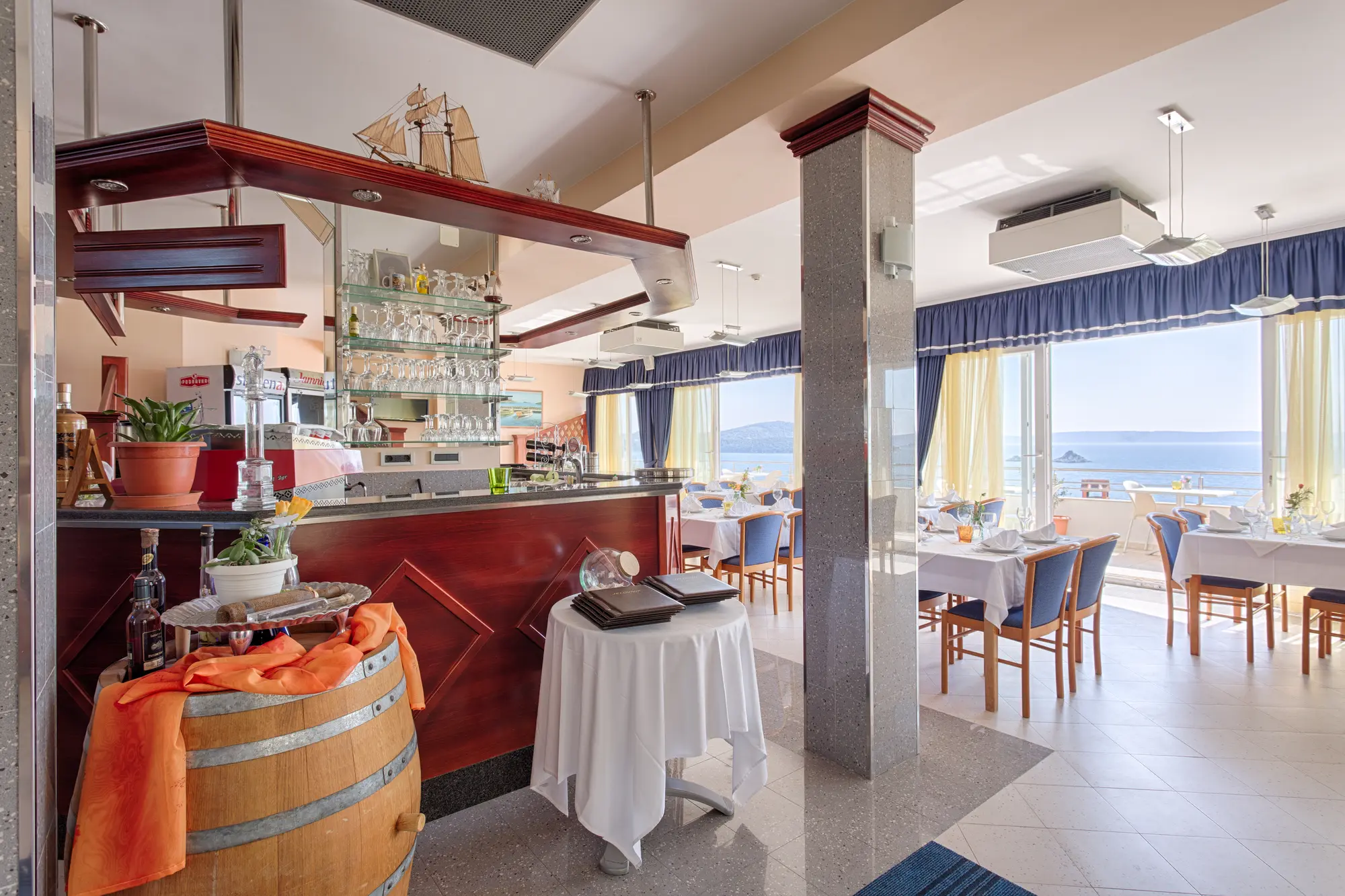 Viktorija, Restaurant