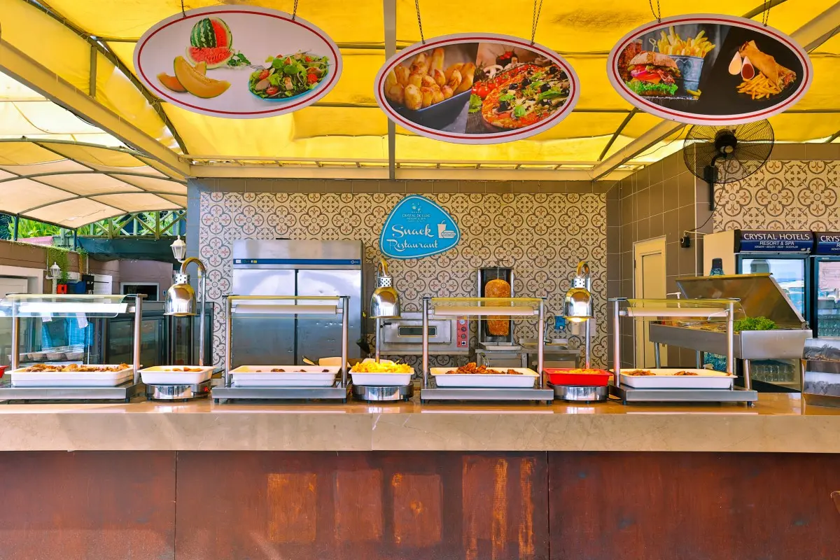 Crystal De Luxe Resort and Spa, Restaurant