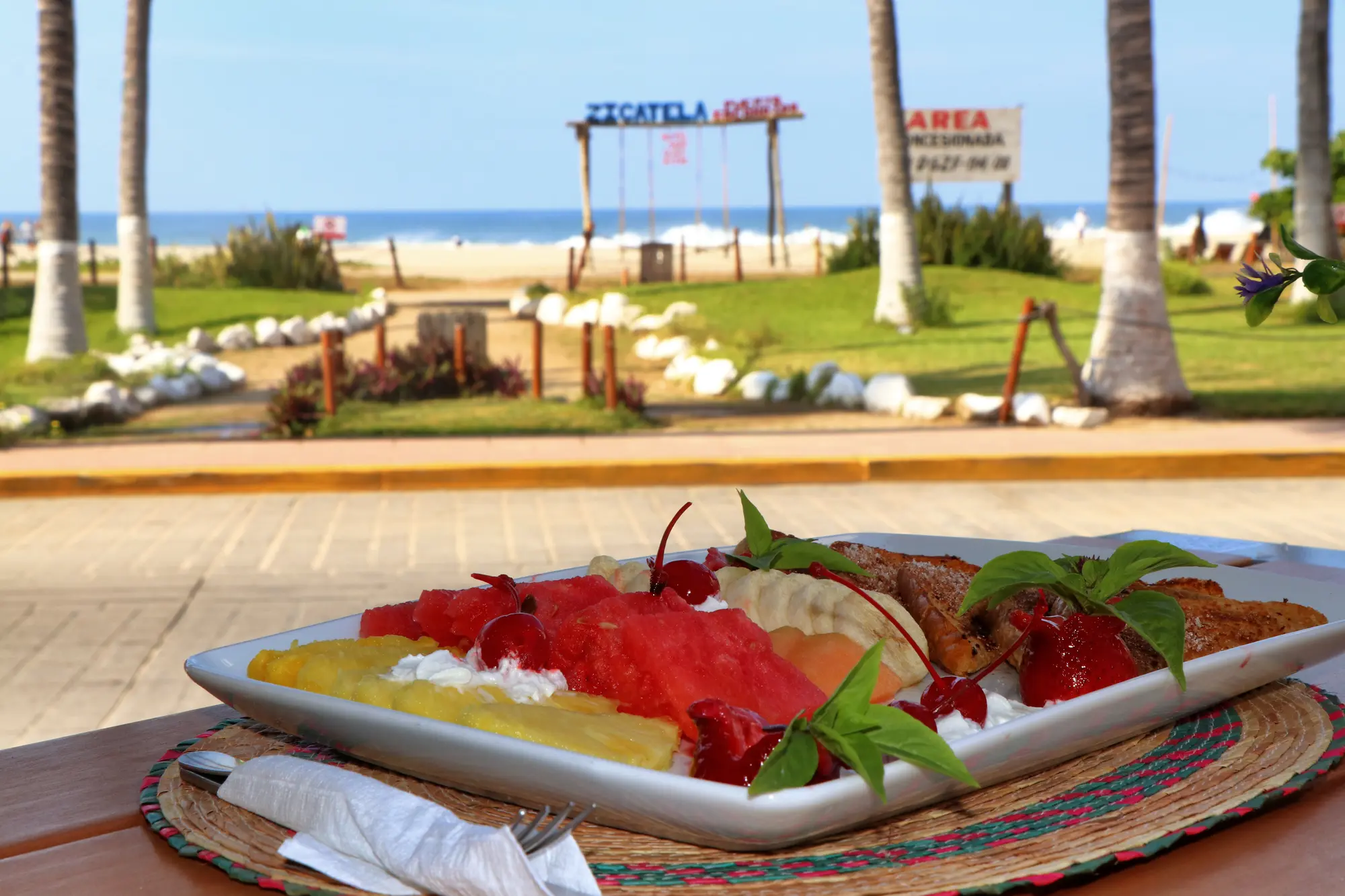 Surf Olas Altas, Restaurant