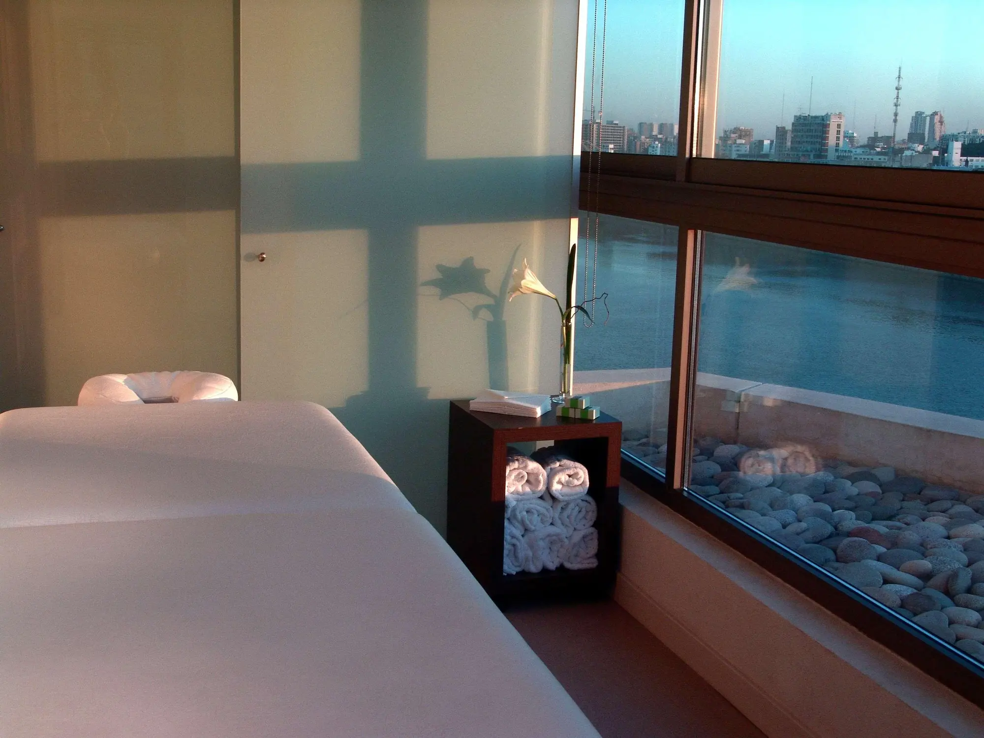 Hotel Madero, Sports and Entertainment