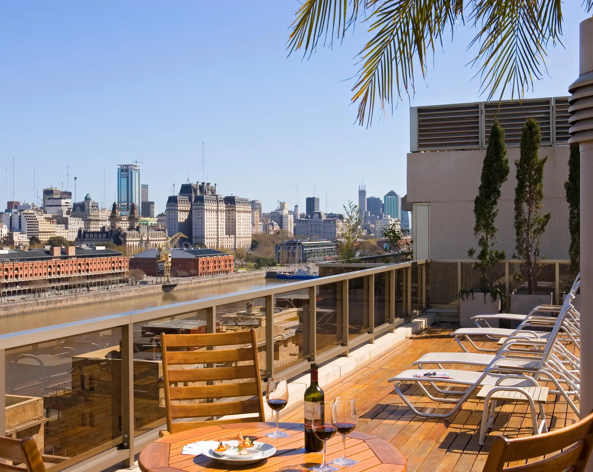 Hotel Madero, Terrace