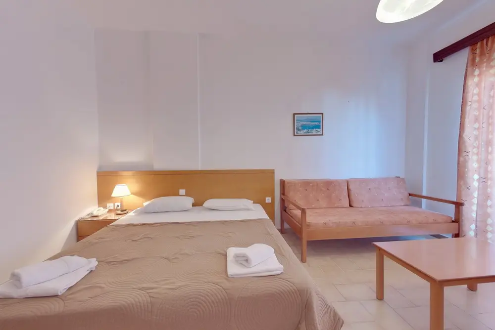 Marirena, Room