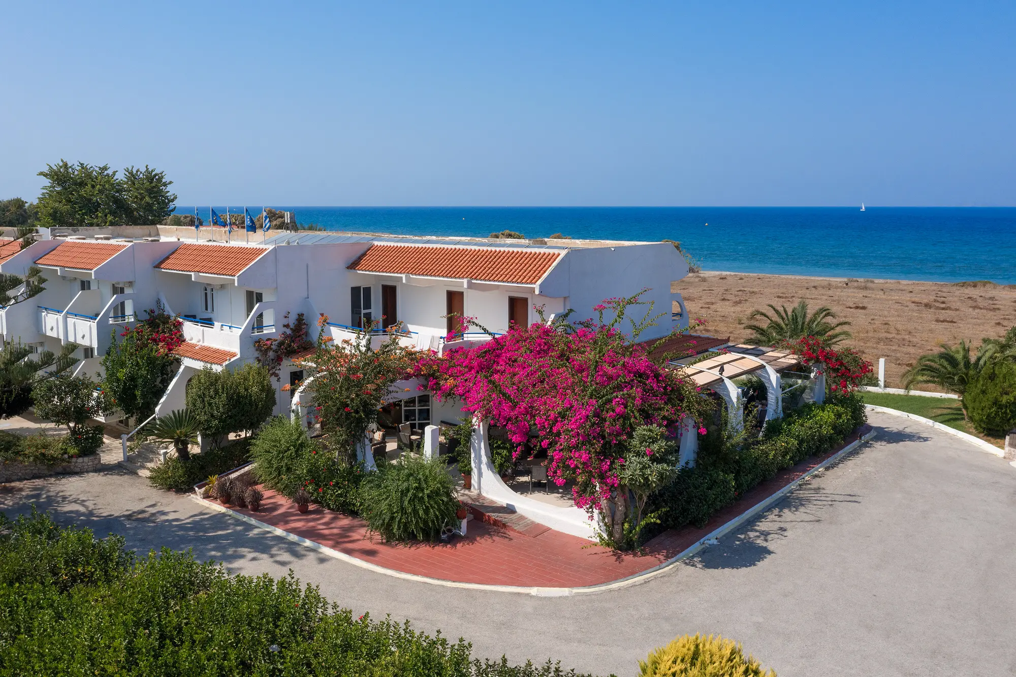 Nirvana Beach, General view