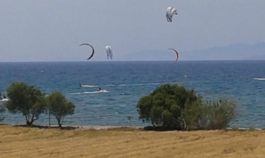 Nirvana Beach, Sports and Entertainment