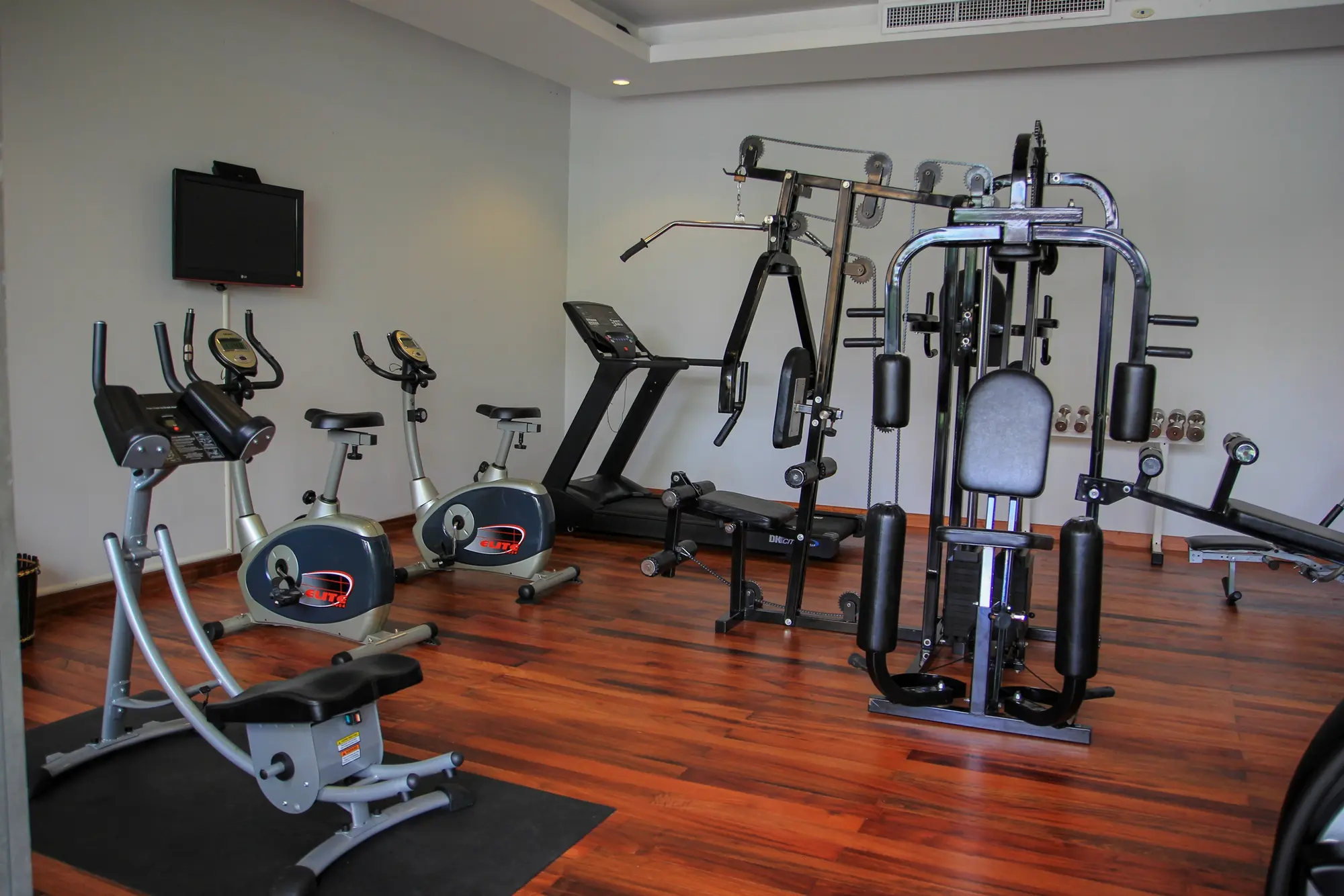 Malisa Villa Suites (SHA Extra+), Sports and Entertainment