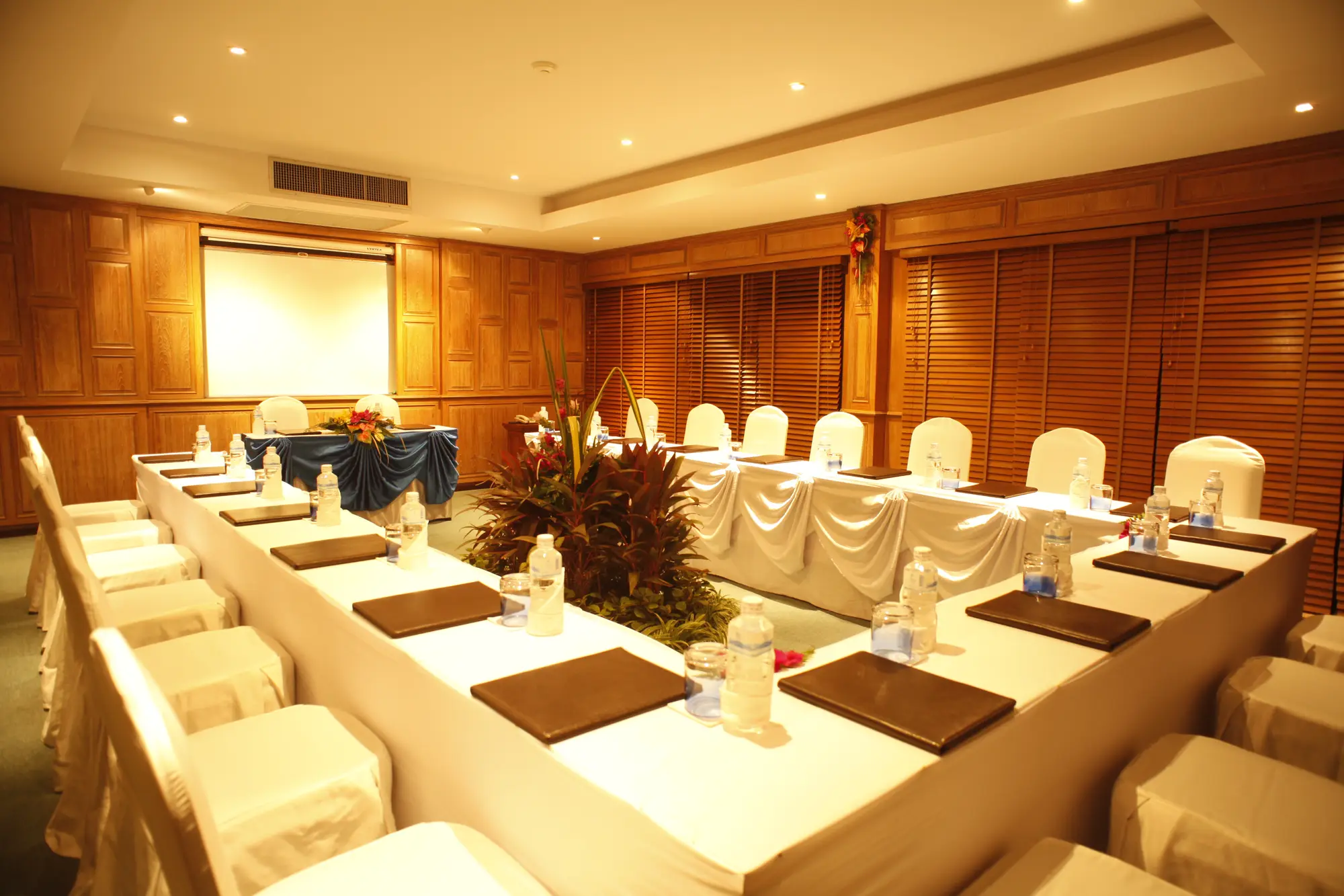 Bo Phut Resort & Spa, Conferences