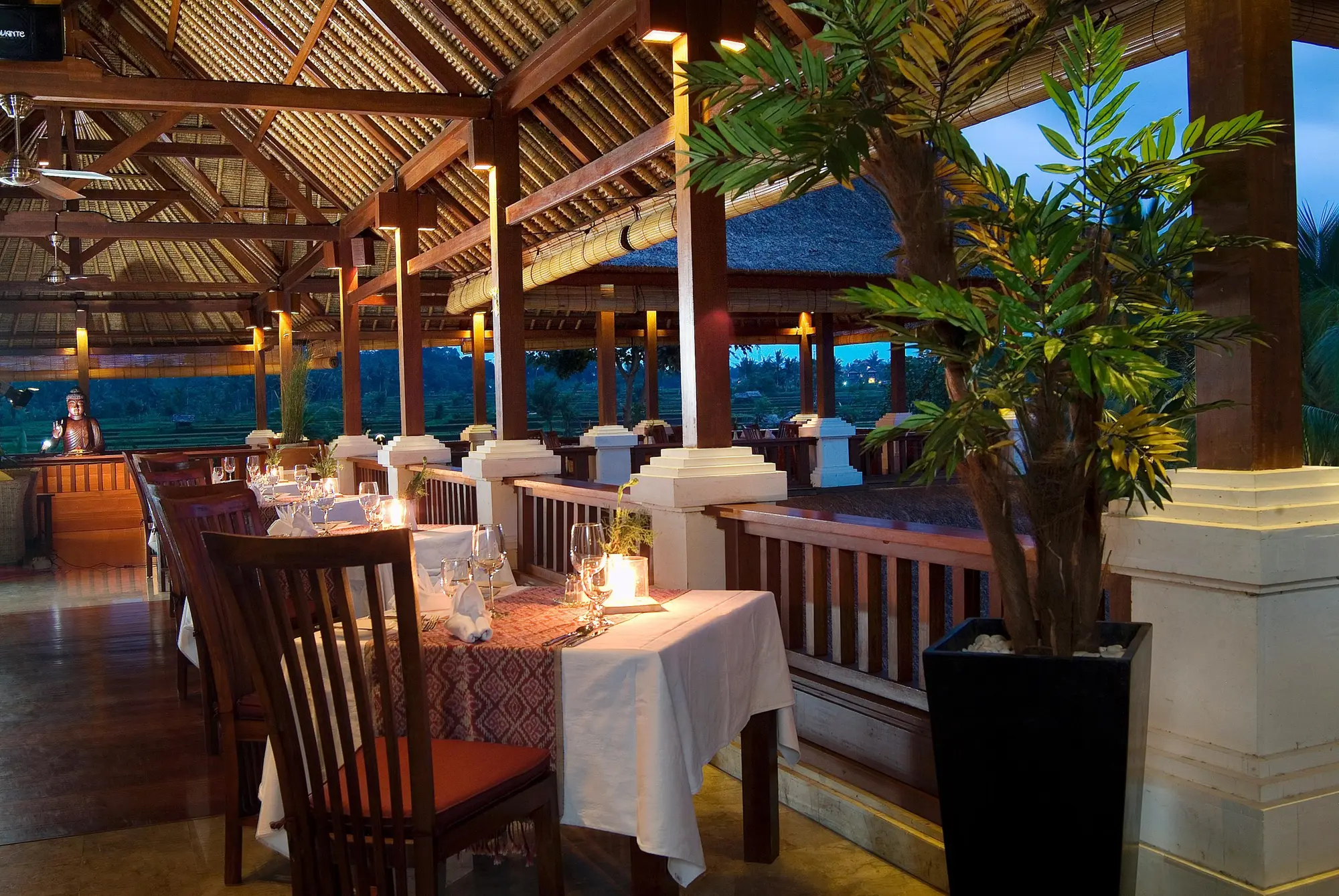 The Ubud Village Resort & Spa, Restaurant
