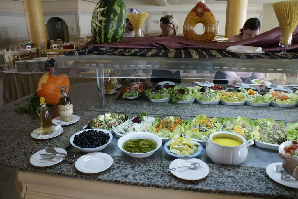 El Mouradi El Menzah, Restaurant