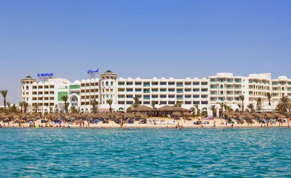 El Mouradi El Menzah, Beach