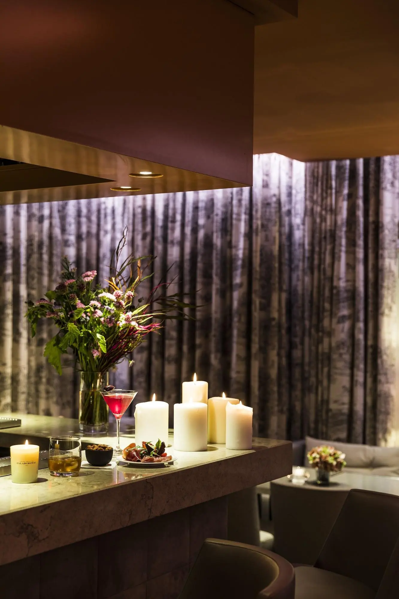 Grand Hotel Du Palais Royal , Bar