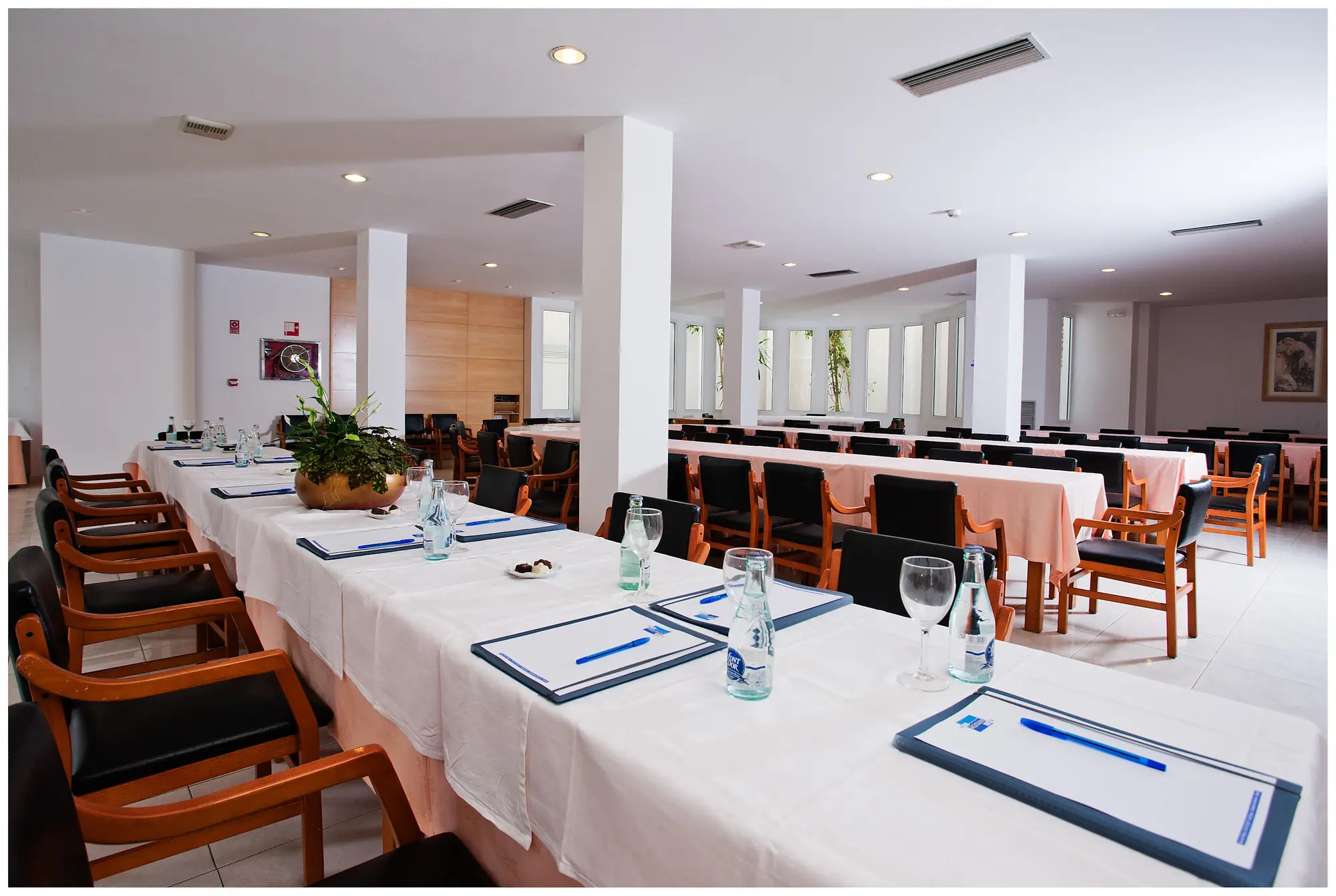 Sagitario Playa, Conferences