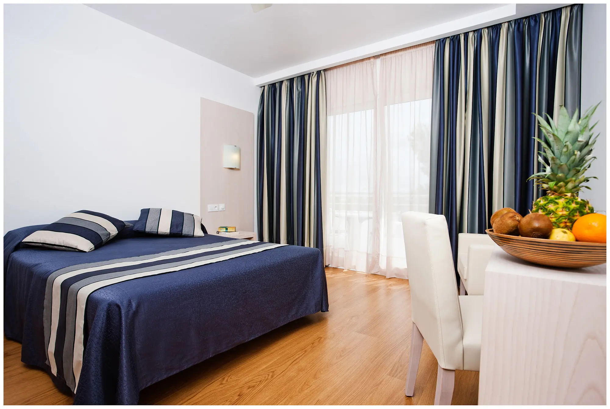 Sagitario Playa, Room