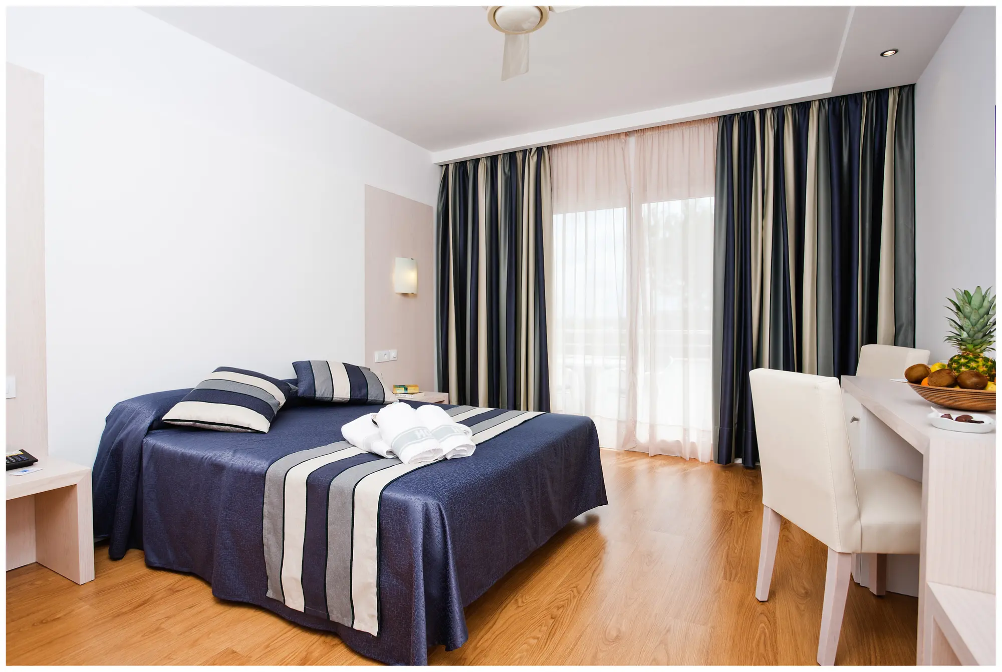 Sagitario Playa, Room