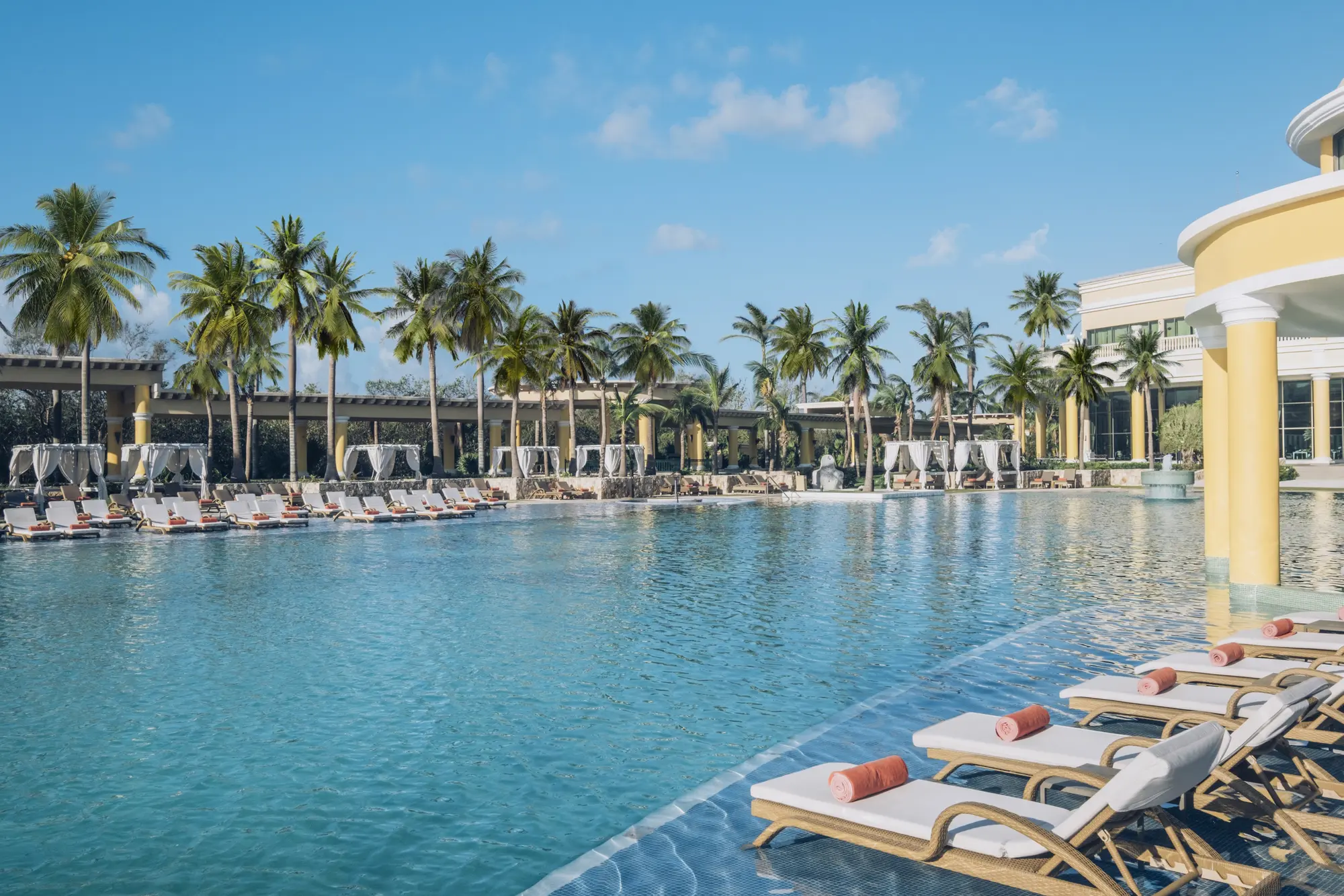 JOIA Paraiso by Iberostar All Inclusive, Pool