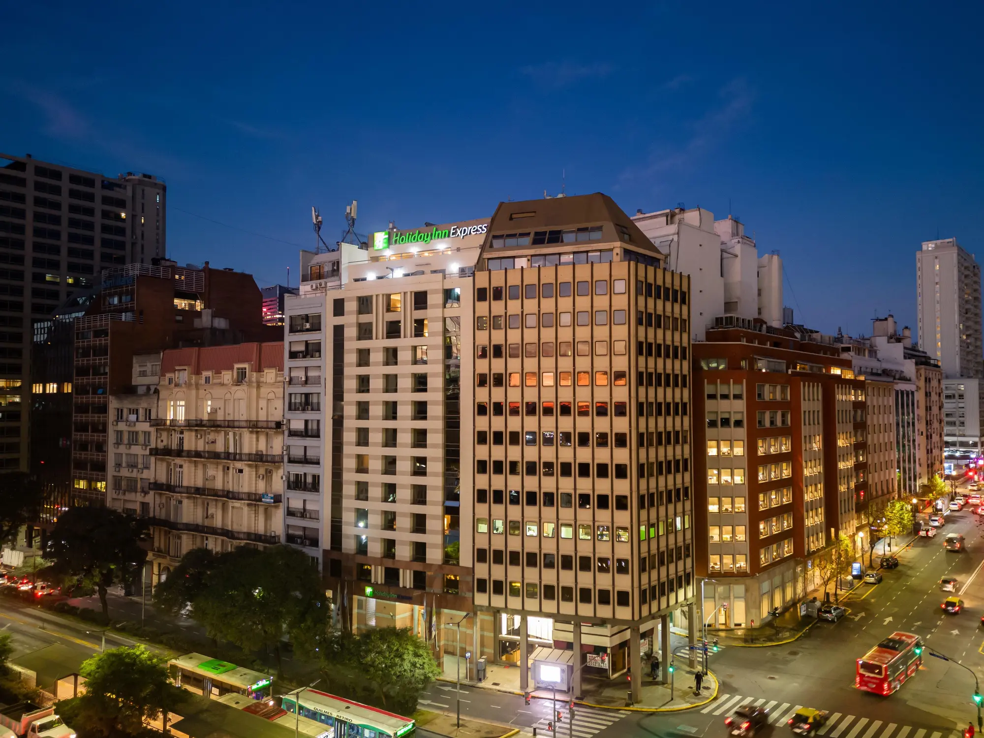 Holiday Inn Express Puerto Madero, General view