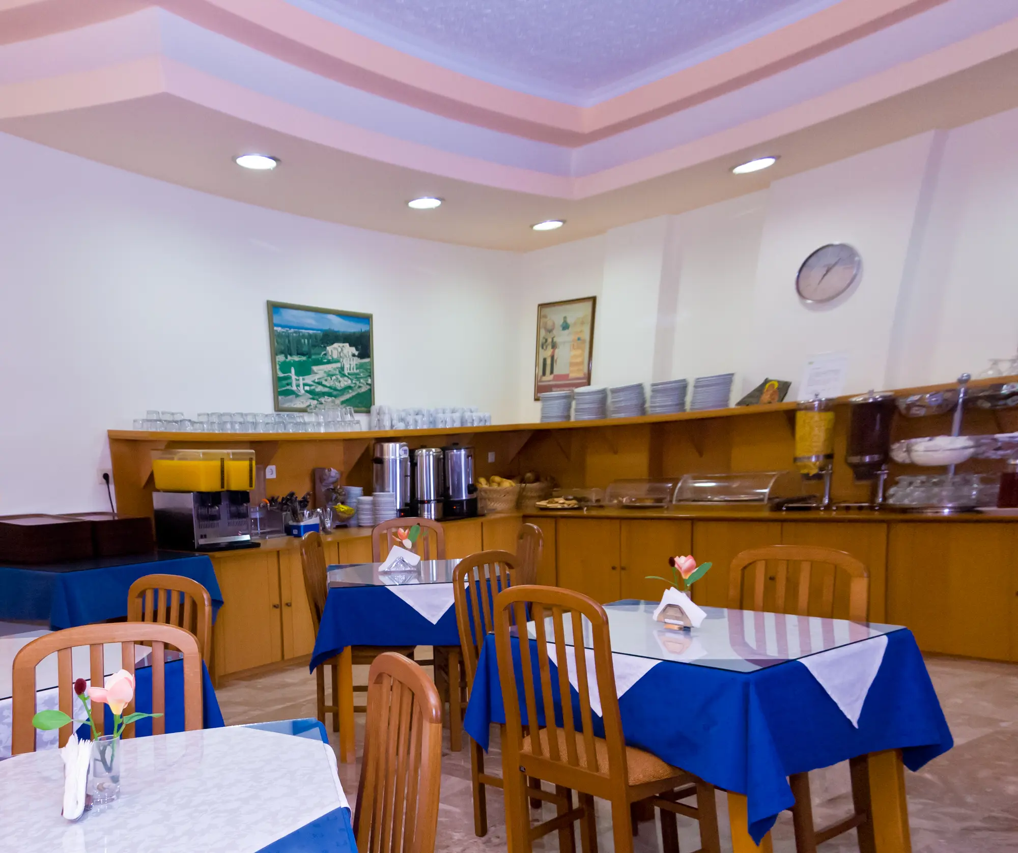 Tigaki's Star, Restaurant