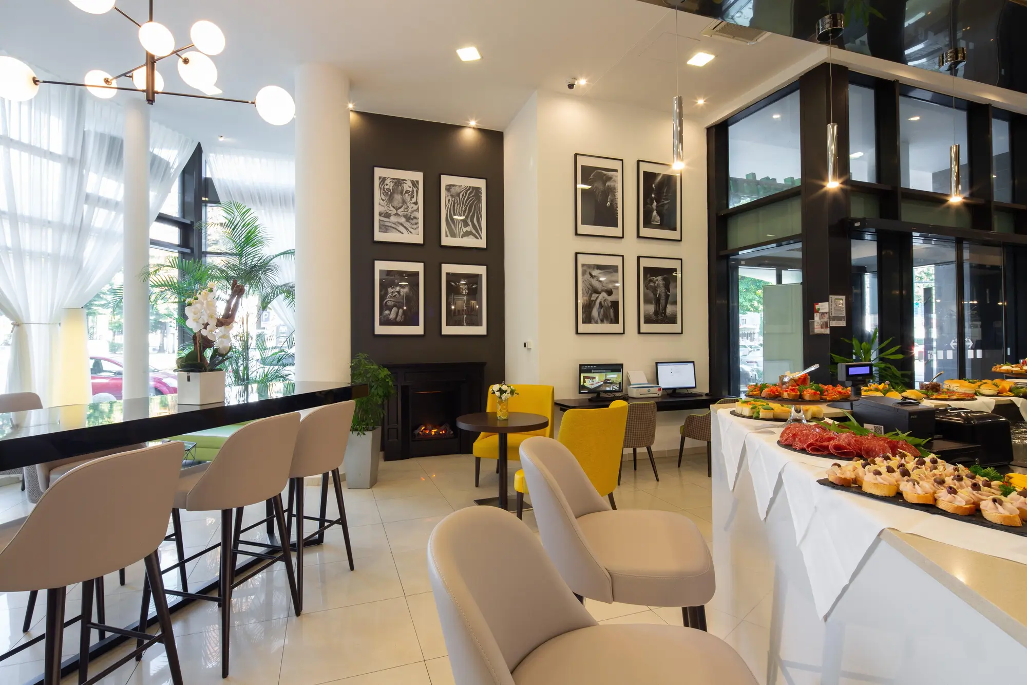 Holiday Inn Turin-Corso Francia, Bar