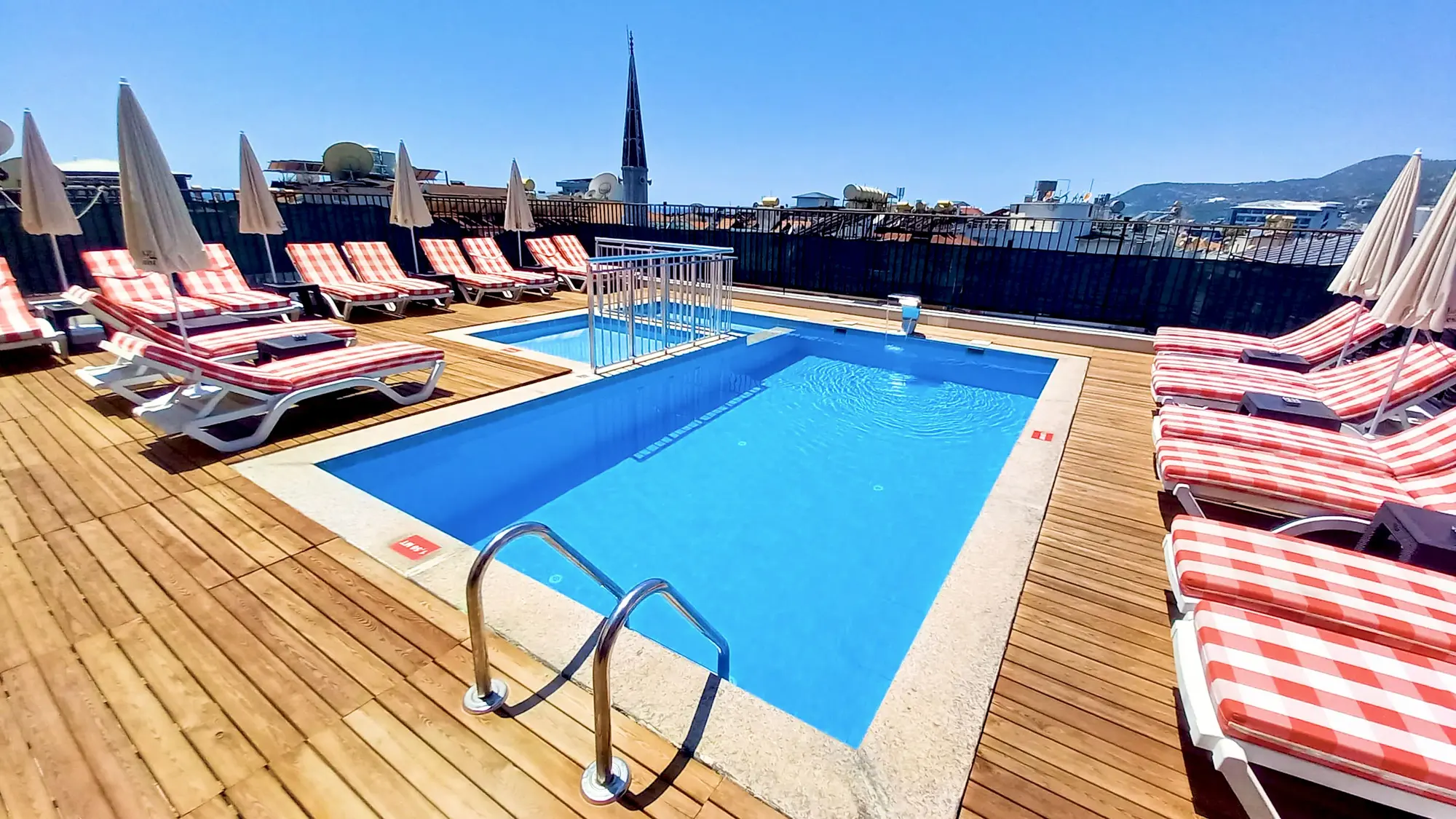 Kleopatra Hotel, Pool