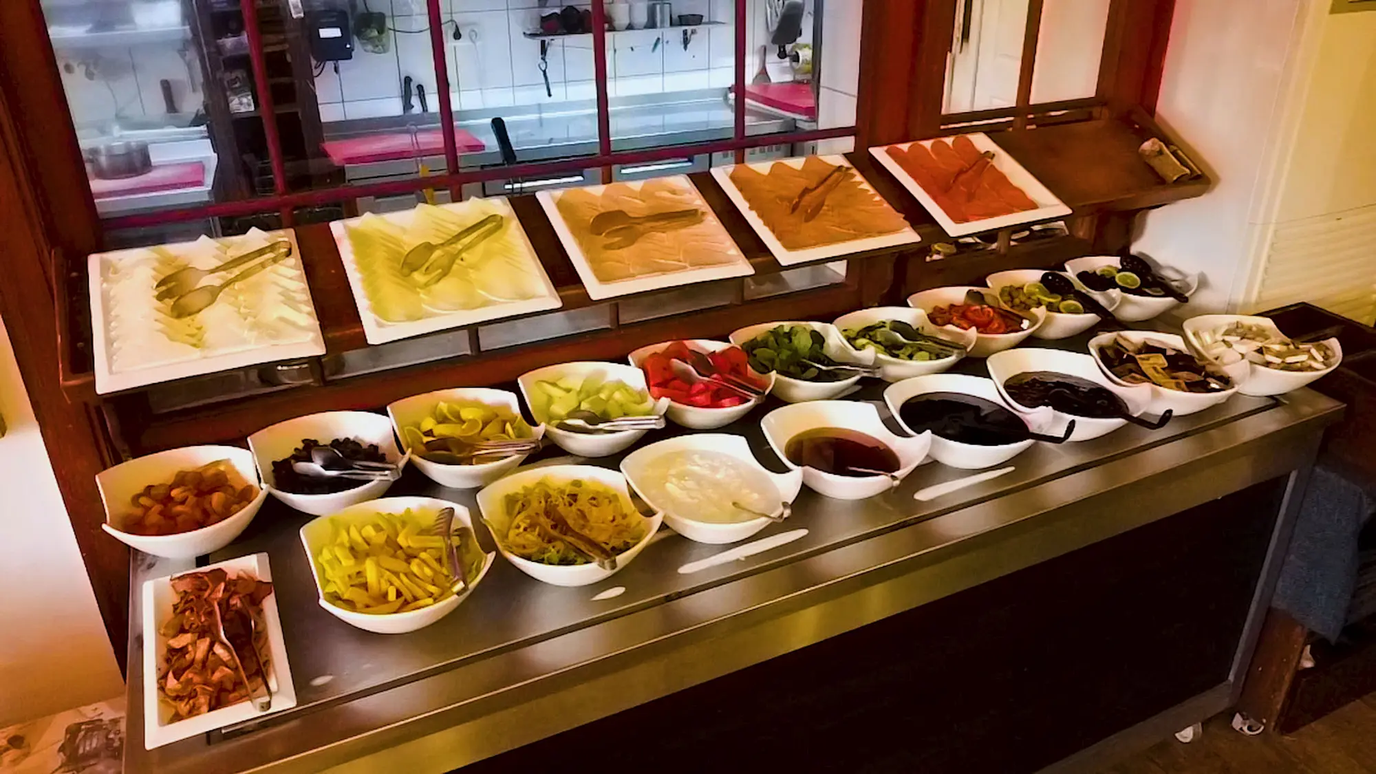 Kleopatra Hotel, Restaurant
