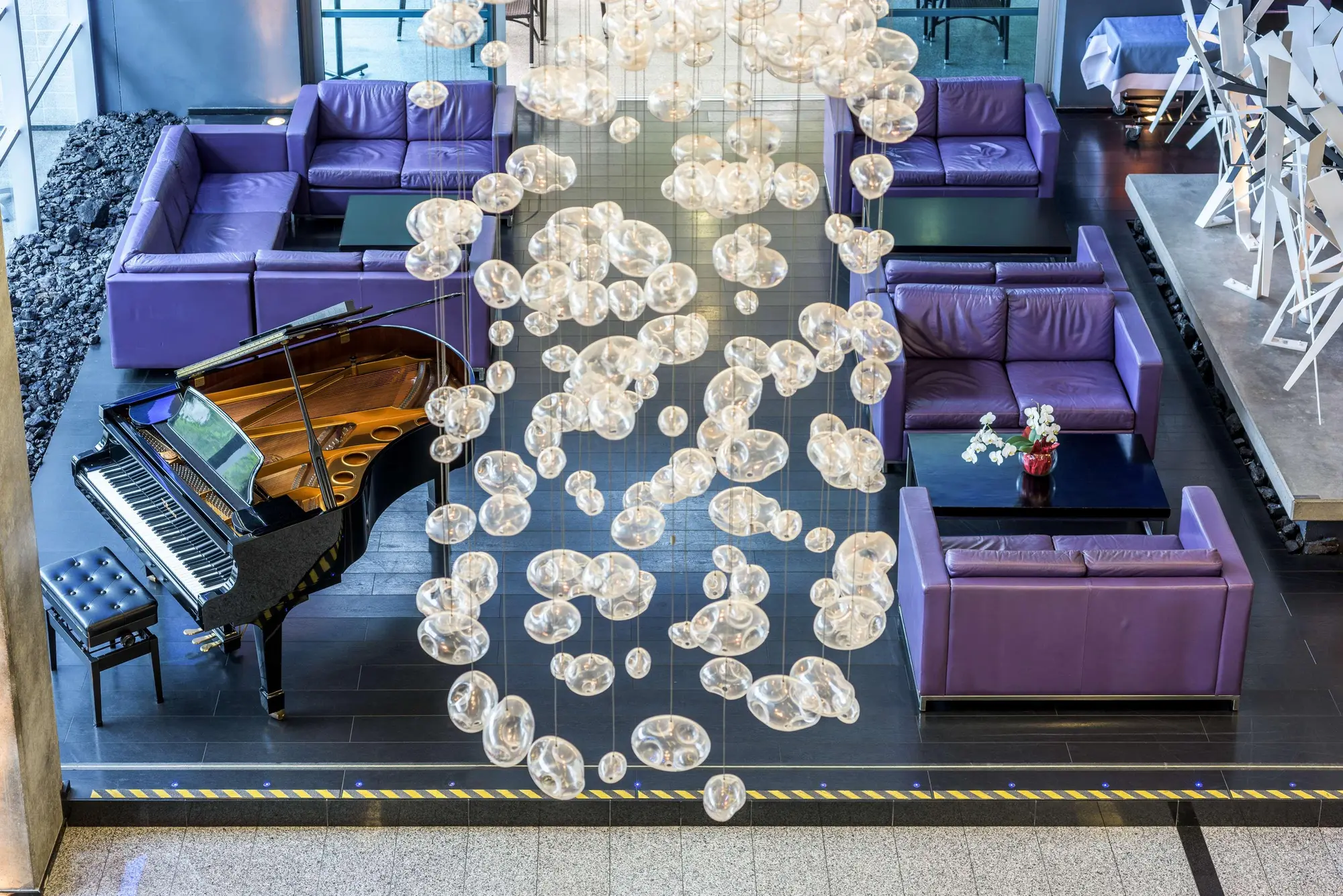 NH Collection Medellín Royal, Lobby