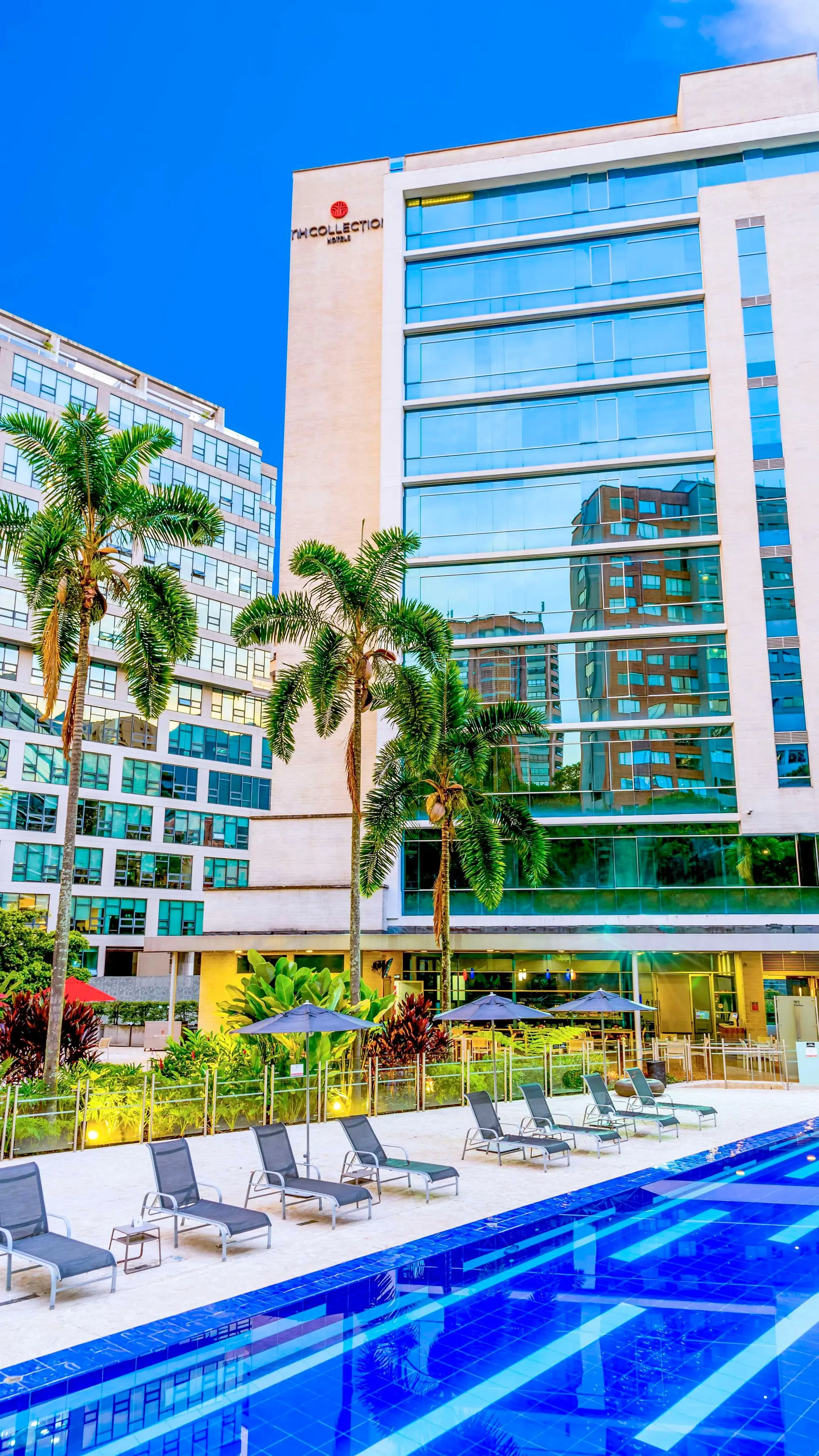 NH Collection Medellín Royal, Pool