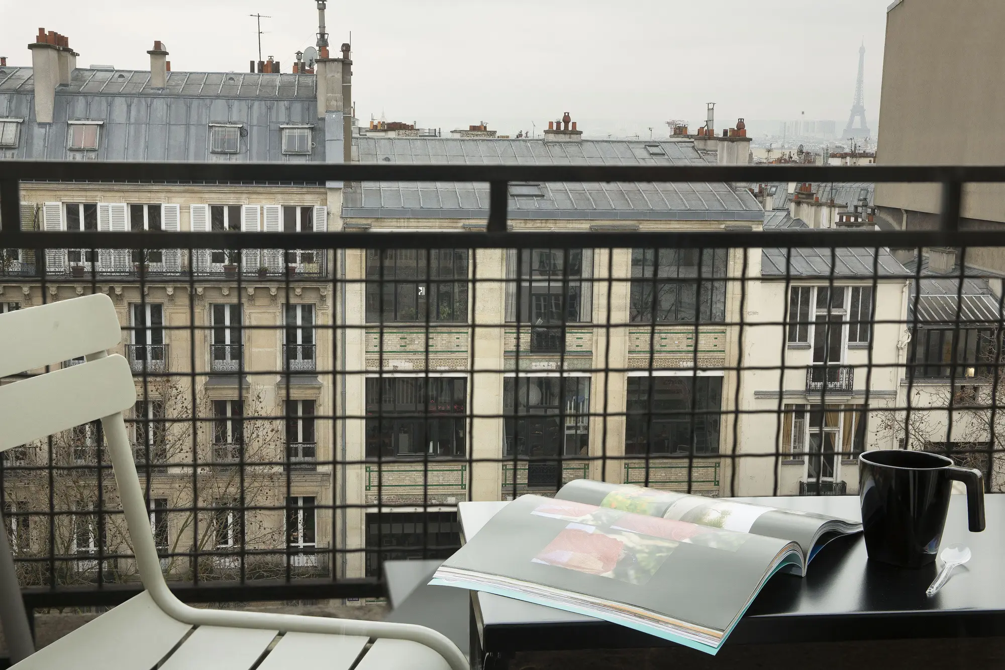 Le Chat Noir, Terrace