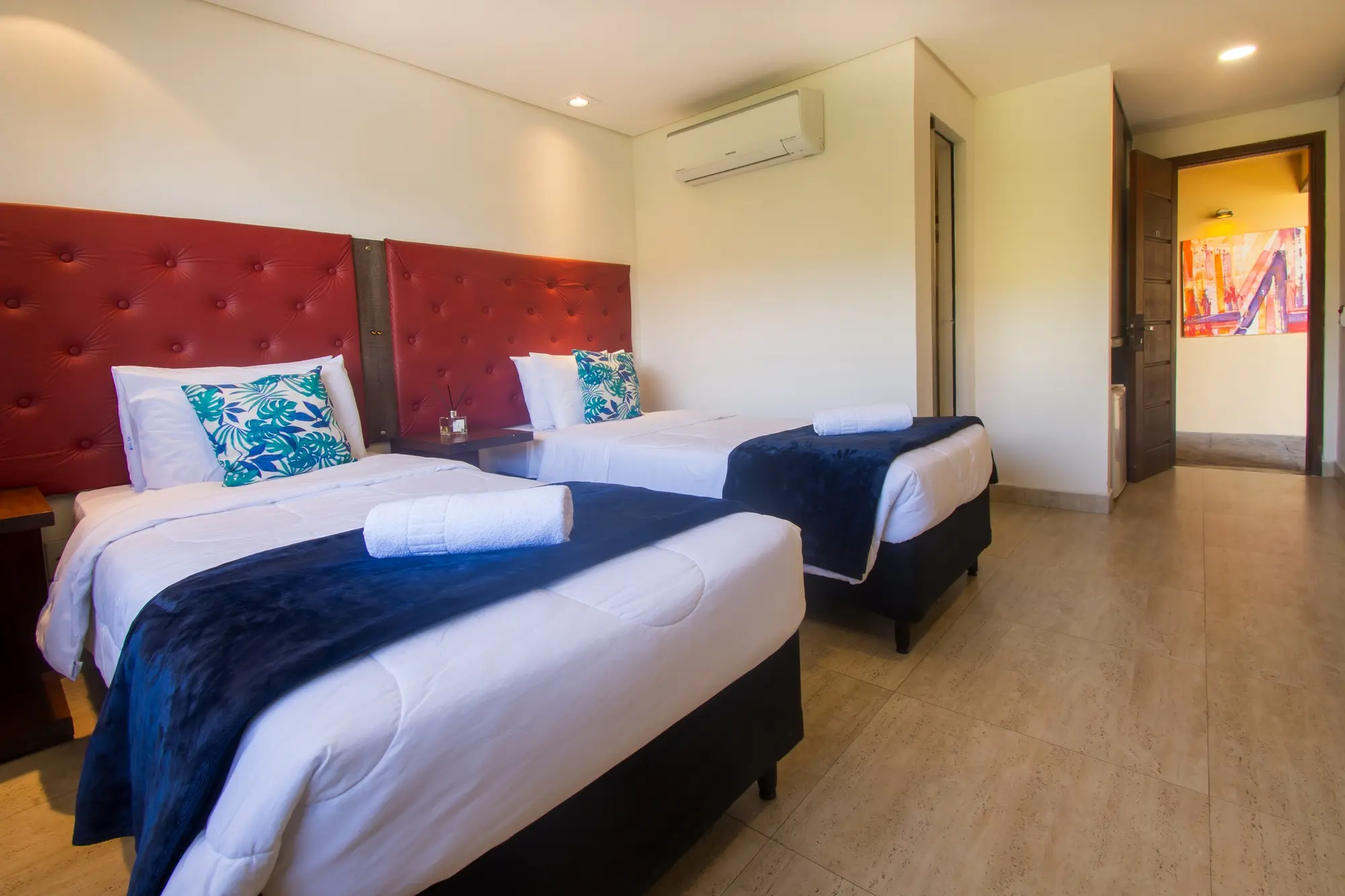 Barra da Lagoa by Latitud Hoteles, Room