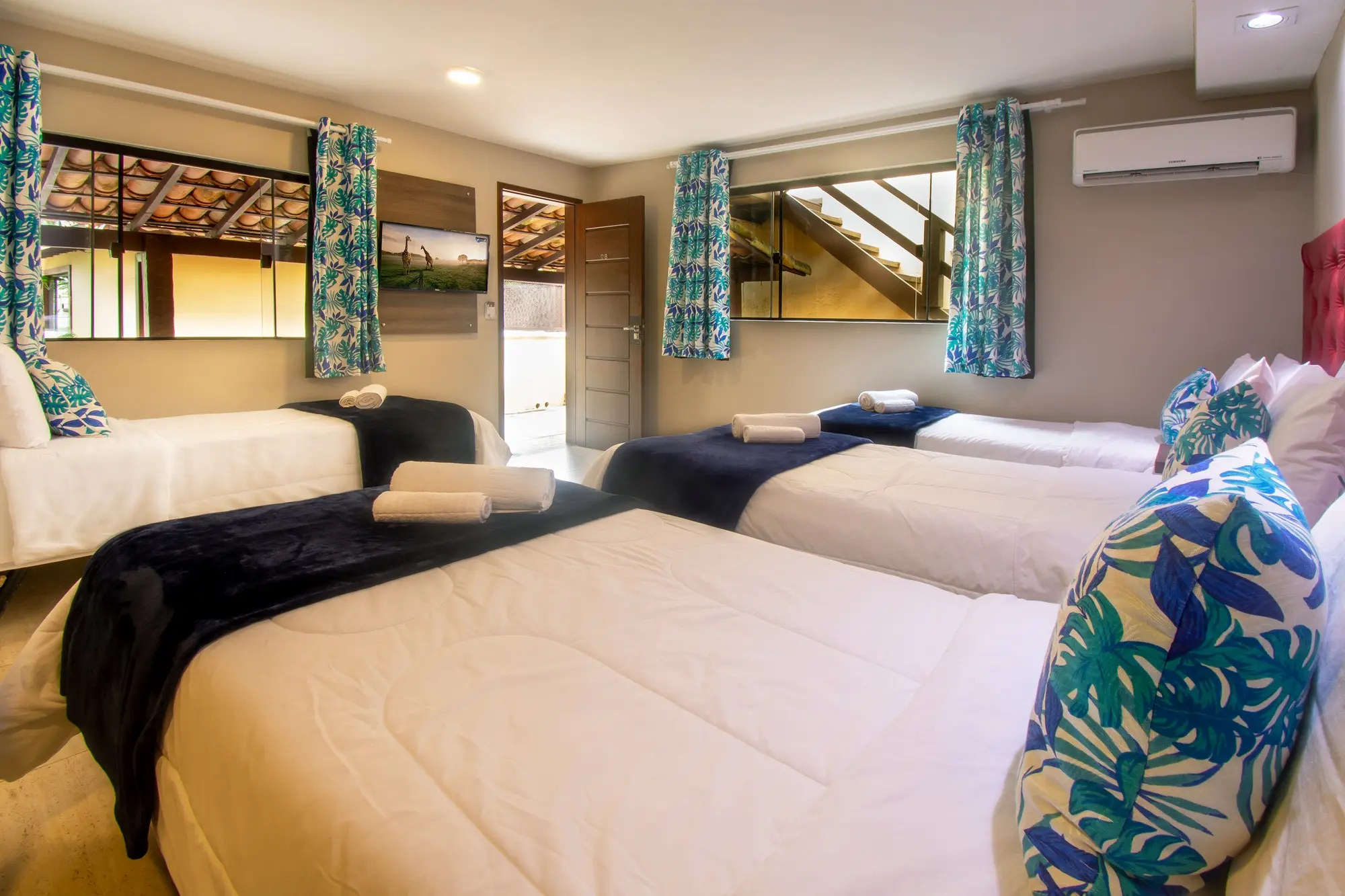 Barra da Lagoa by Latitud Hoteles, Room
