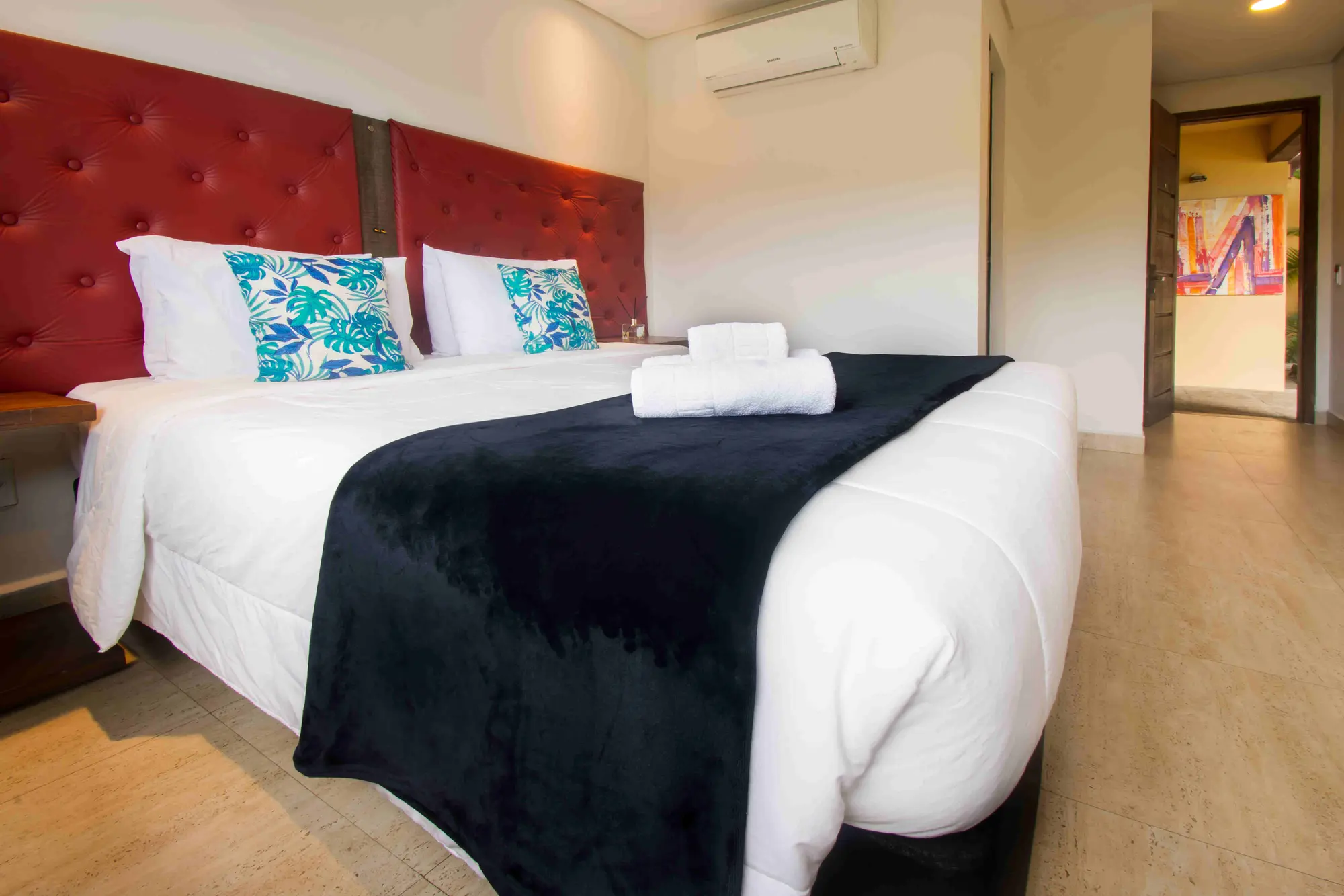 Barra da Lagoa by Latitud Hoteles, Room