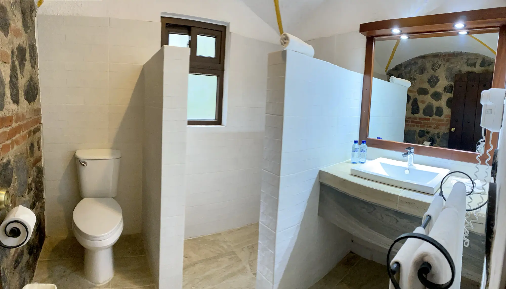Villa Colonial, Room