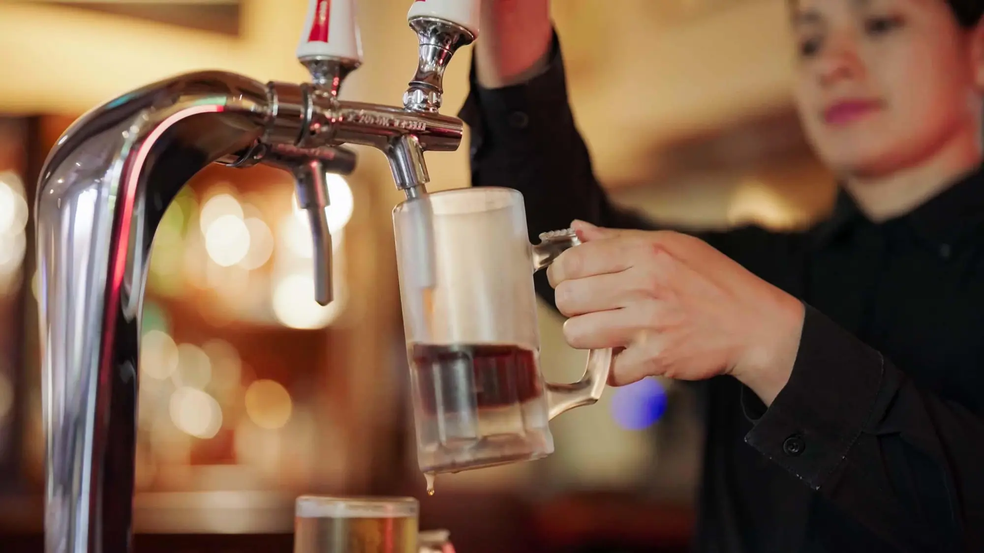 Barcelo Guatemala City, Bar