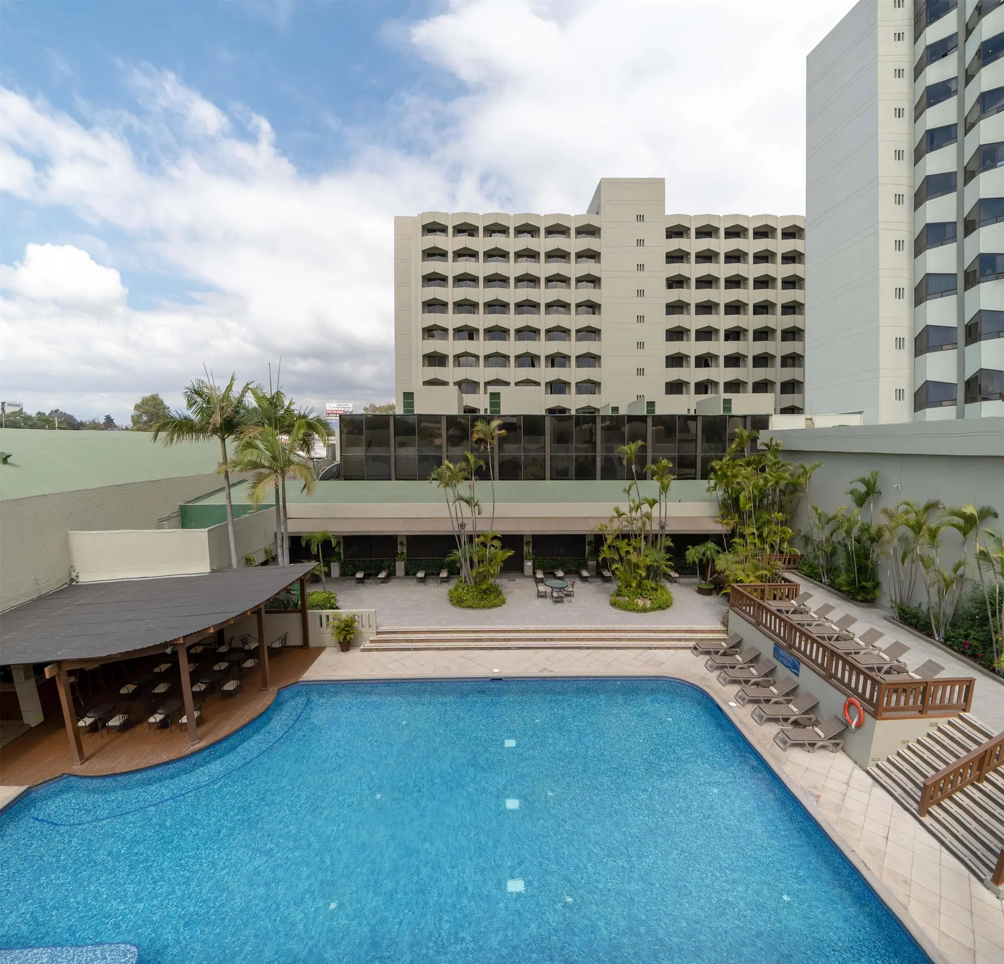 Barcelo Guatemala City, Pool