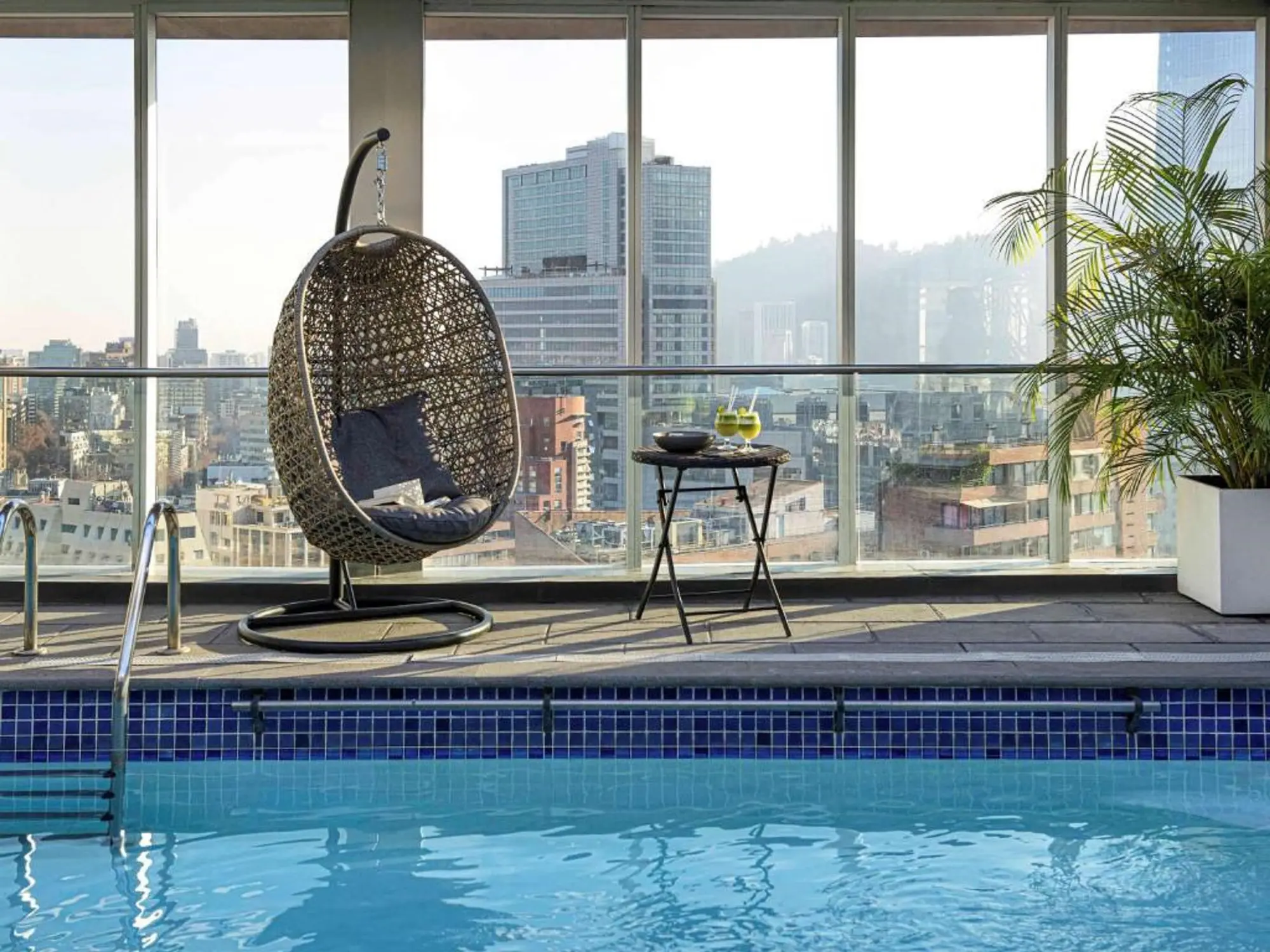 Pullman Santiago El Bosque, Pool