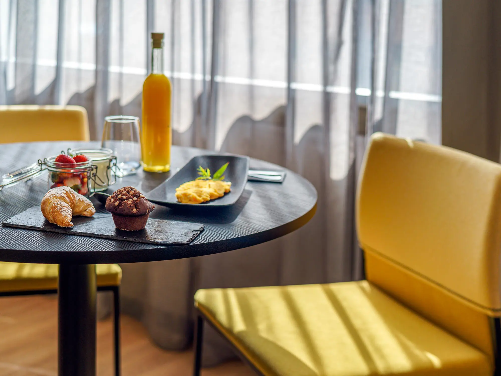 Pullman Santiago El Bosque, Room