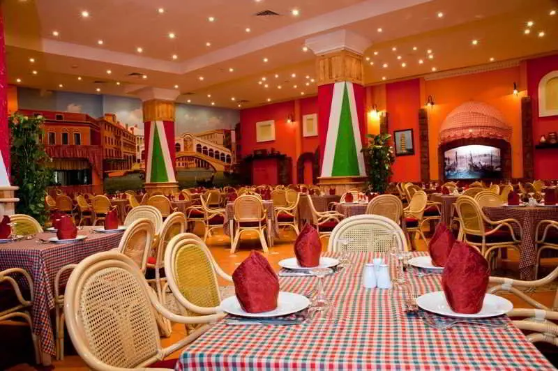 Ali Baba Palace, Restaurant