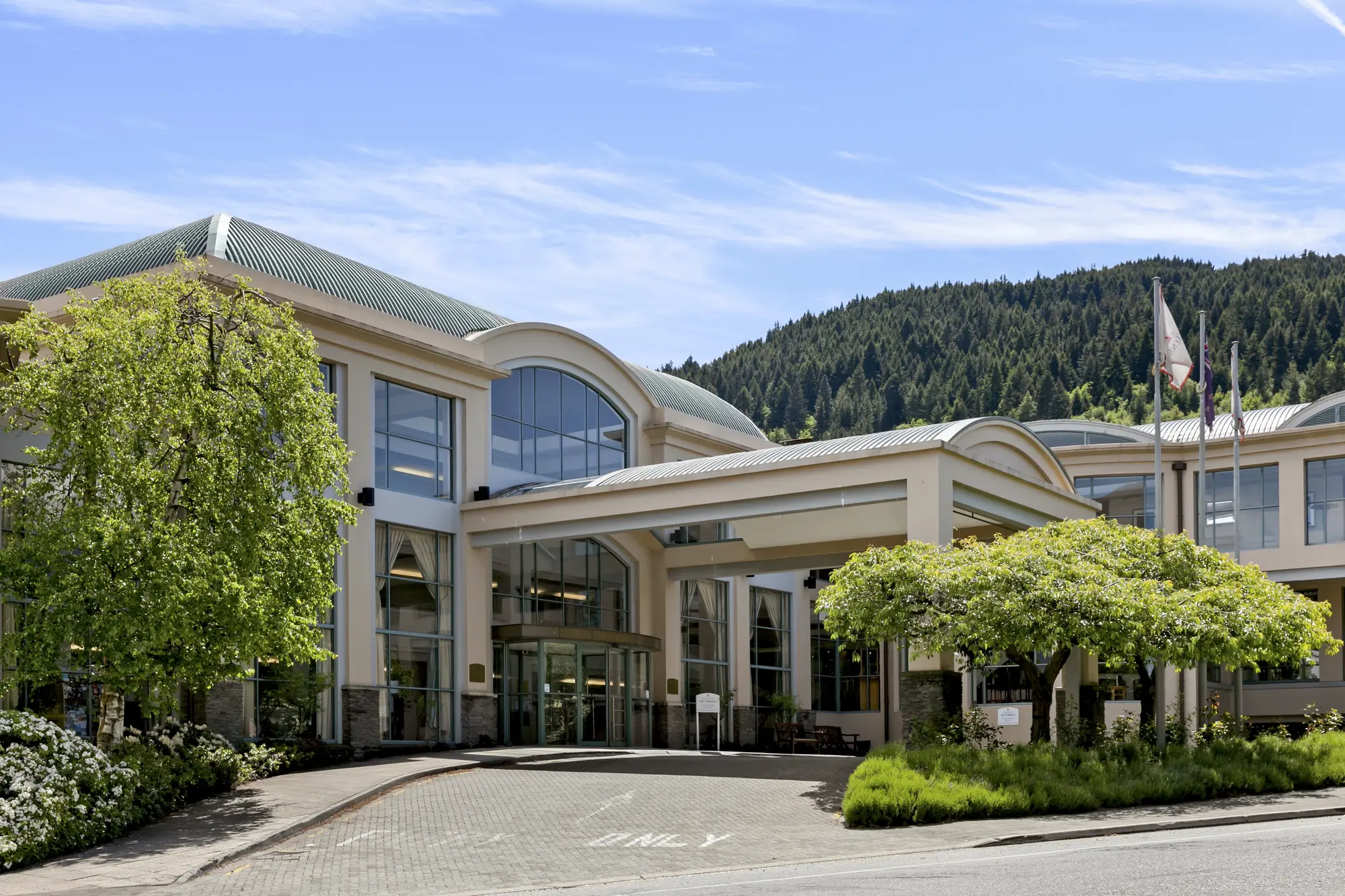 Millennium Hotel Queenstown, General view