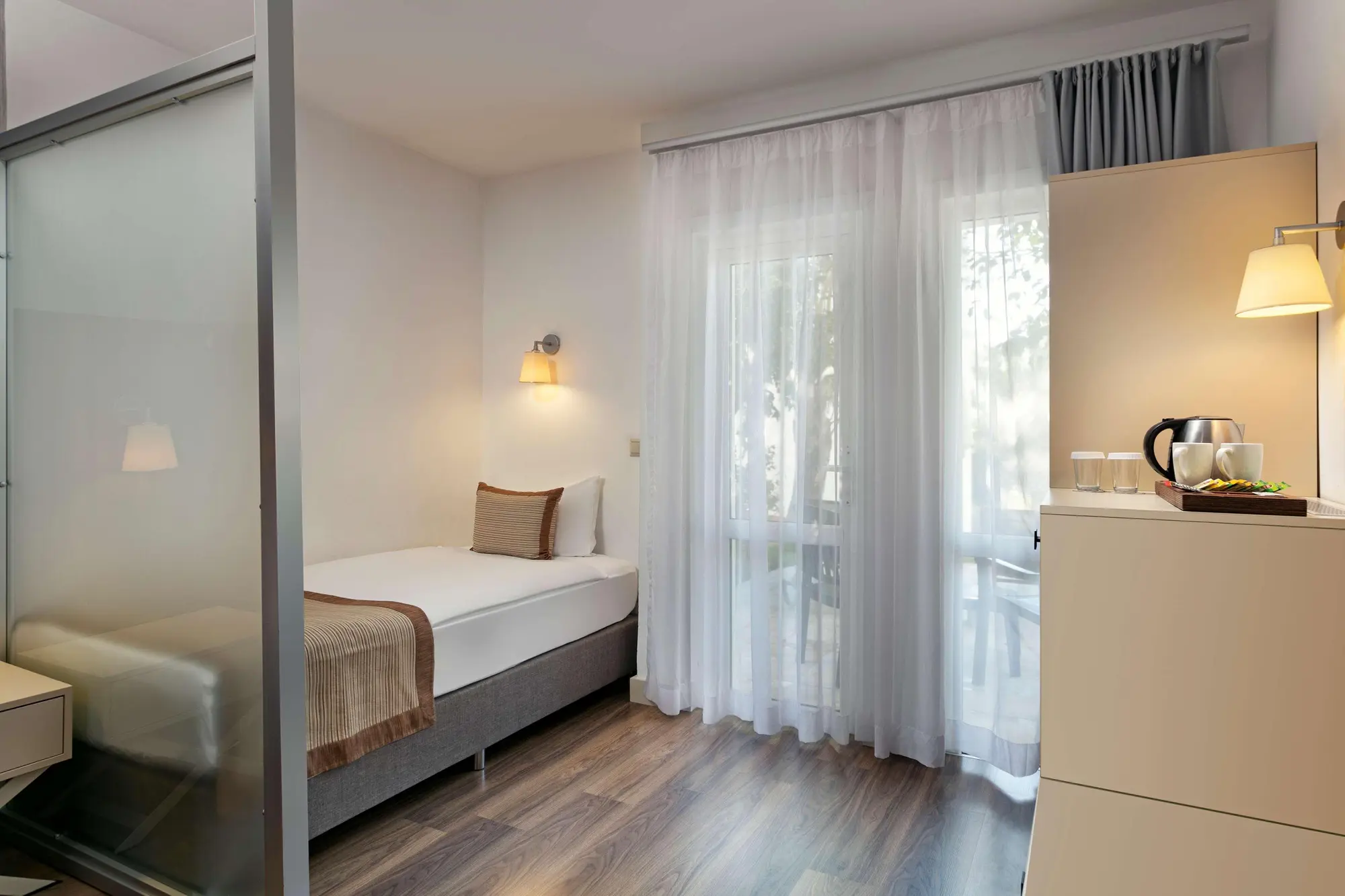 Seven Seas Hotel Blue, Room
