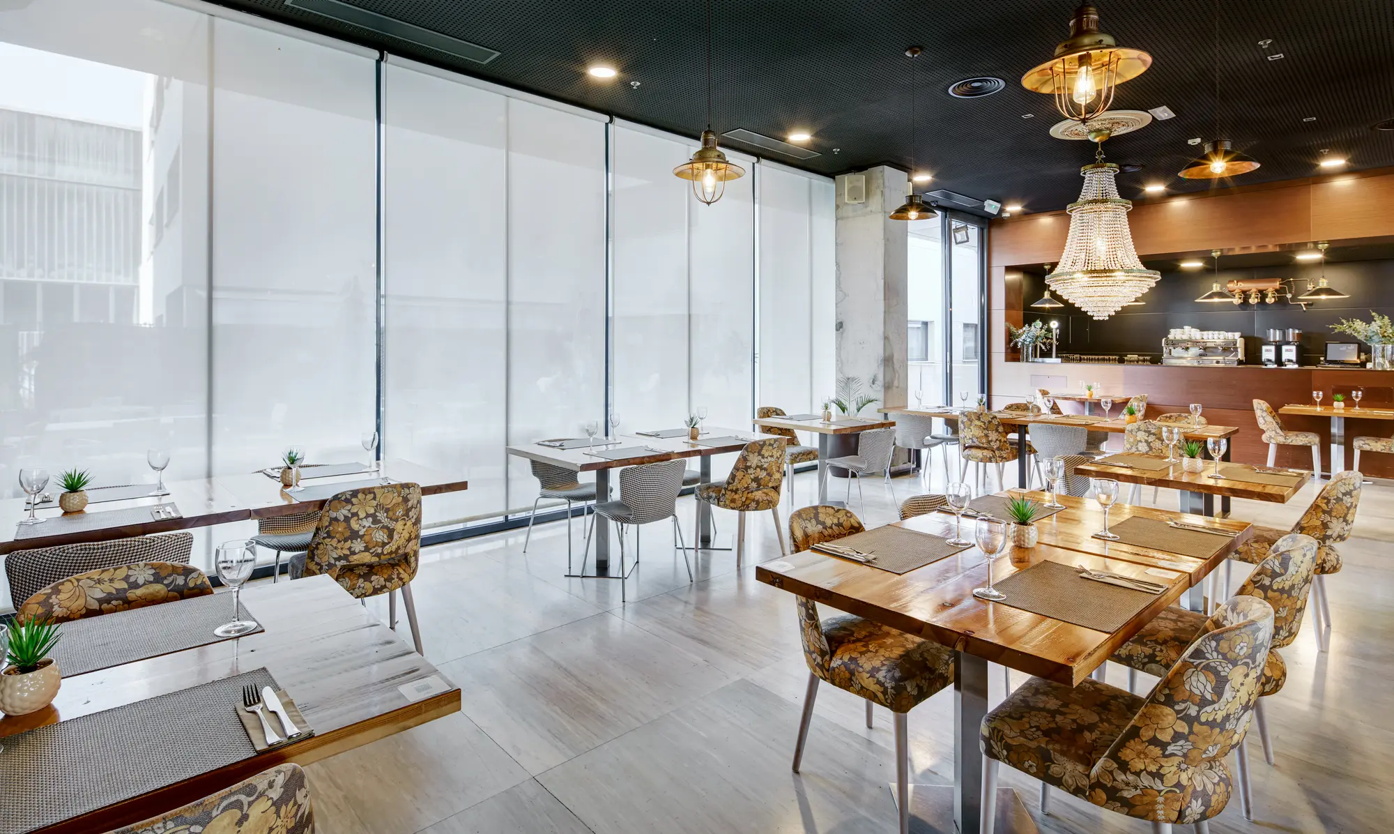 Sercotel JC1 Murcia, Restaurant