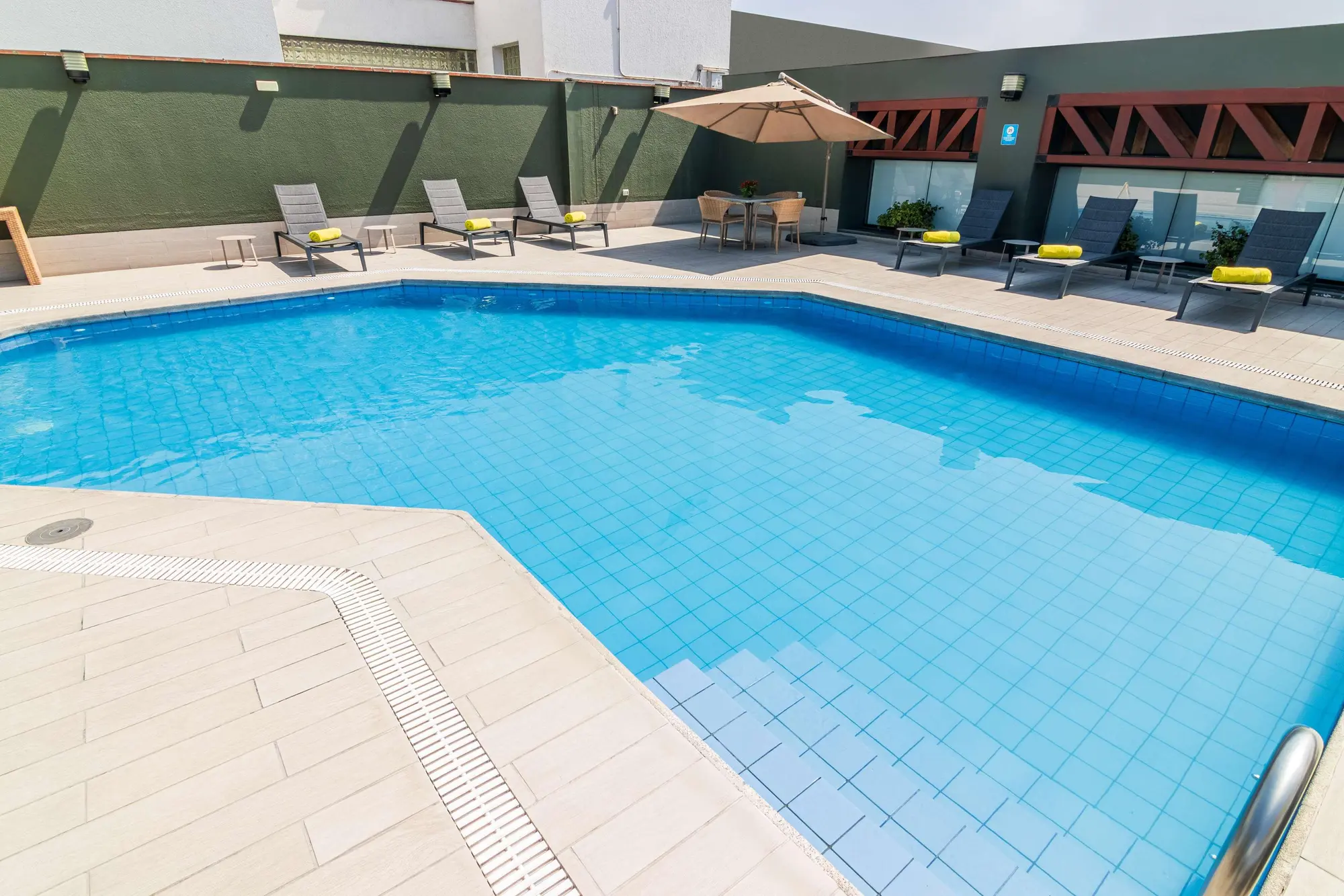 Sonesta Hotel El Olivar, Pool