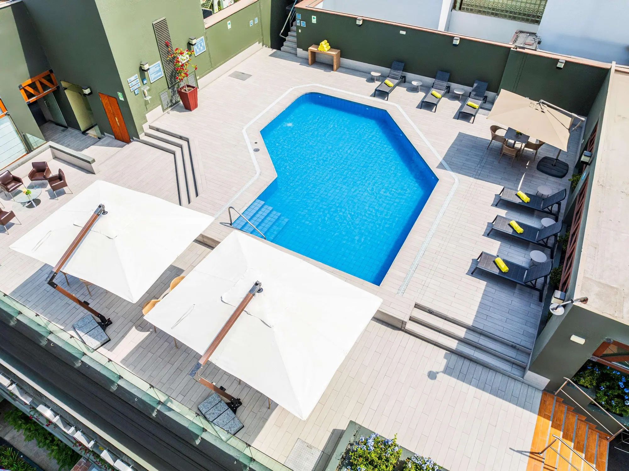 Sonesta Hotel El Olivar, Pool