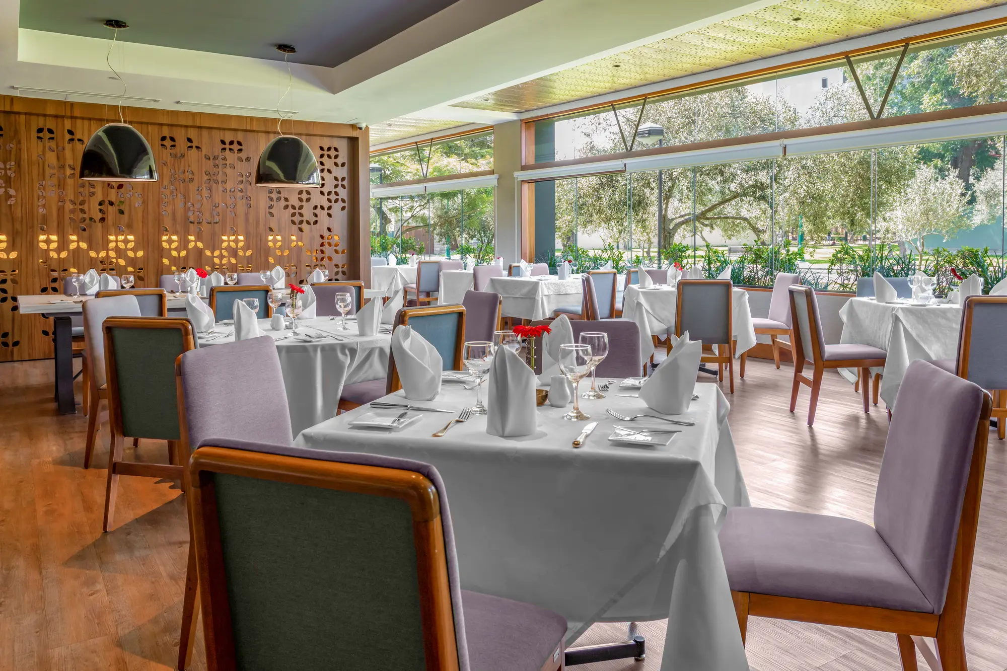 Sonesta Hotel El Olivar, Restaurant