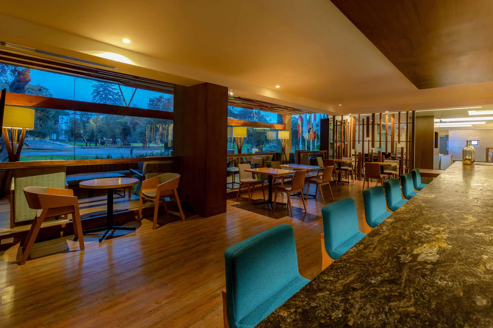 Sonesta Hotel El Olivar, Restaurant
