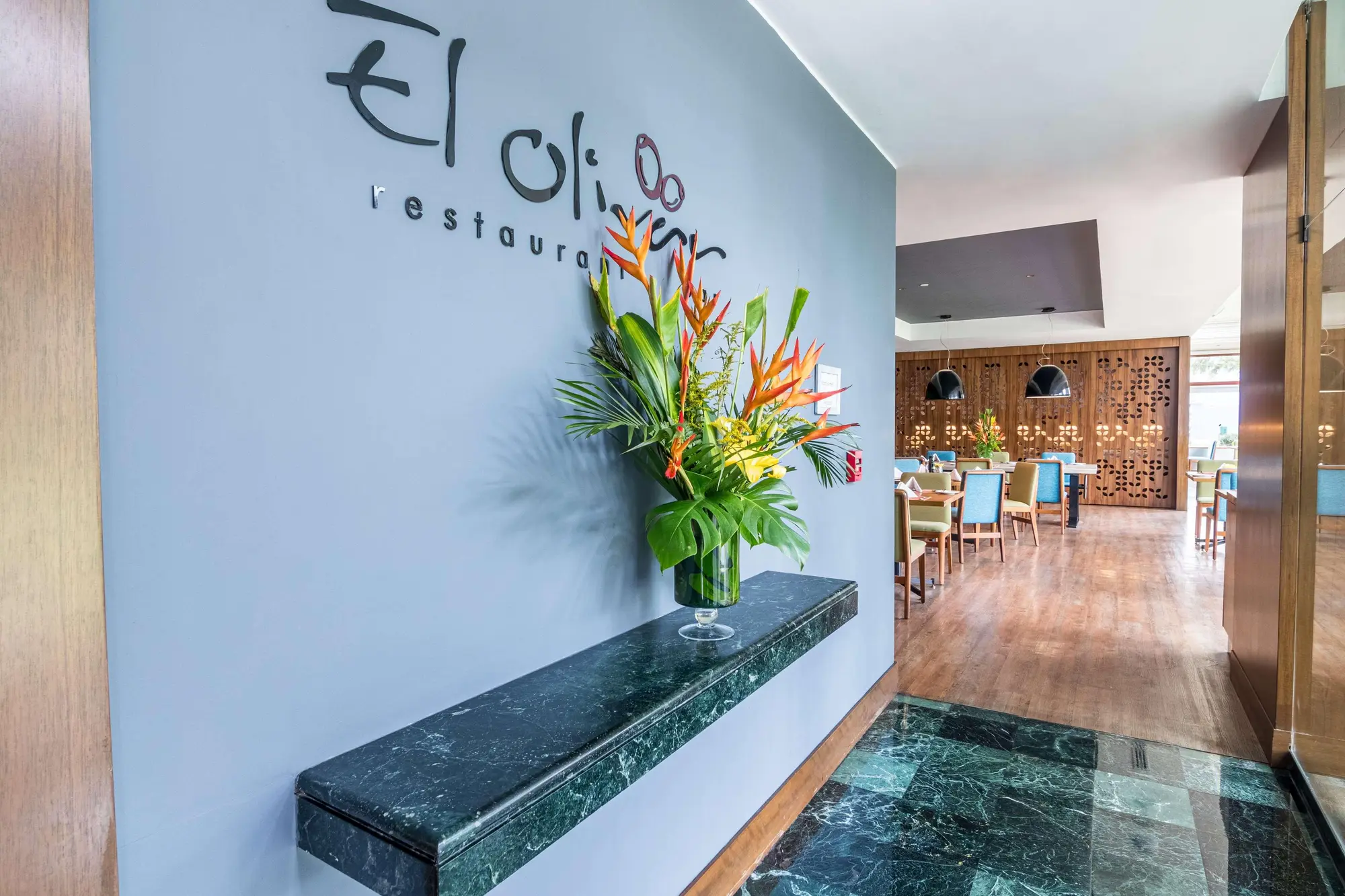 Sonesta Hotel El Olivar, Restaurant